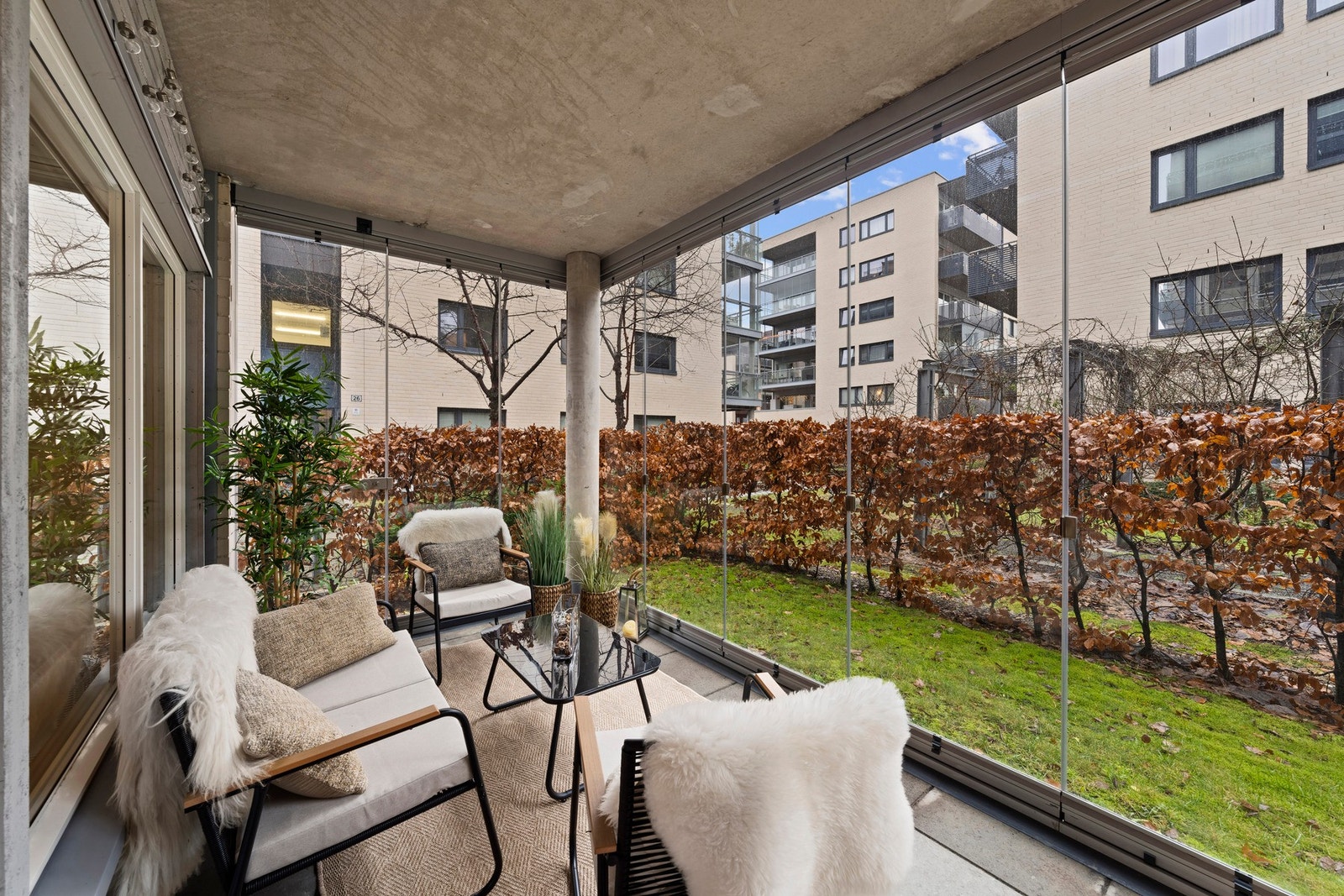 Markterrassen gir gode rammer for hyggelige stunder utendørs Galleribilde