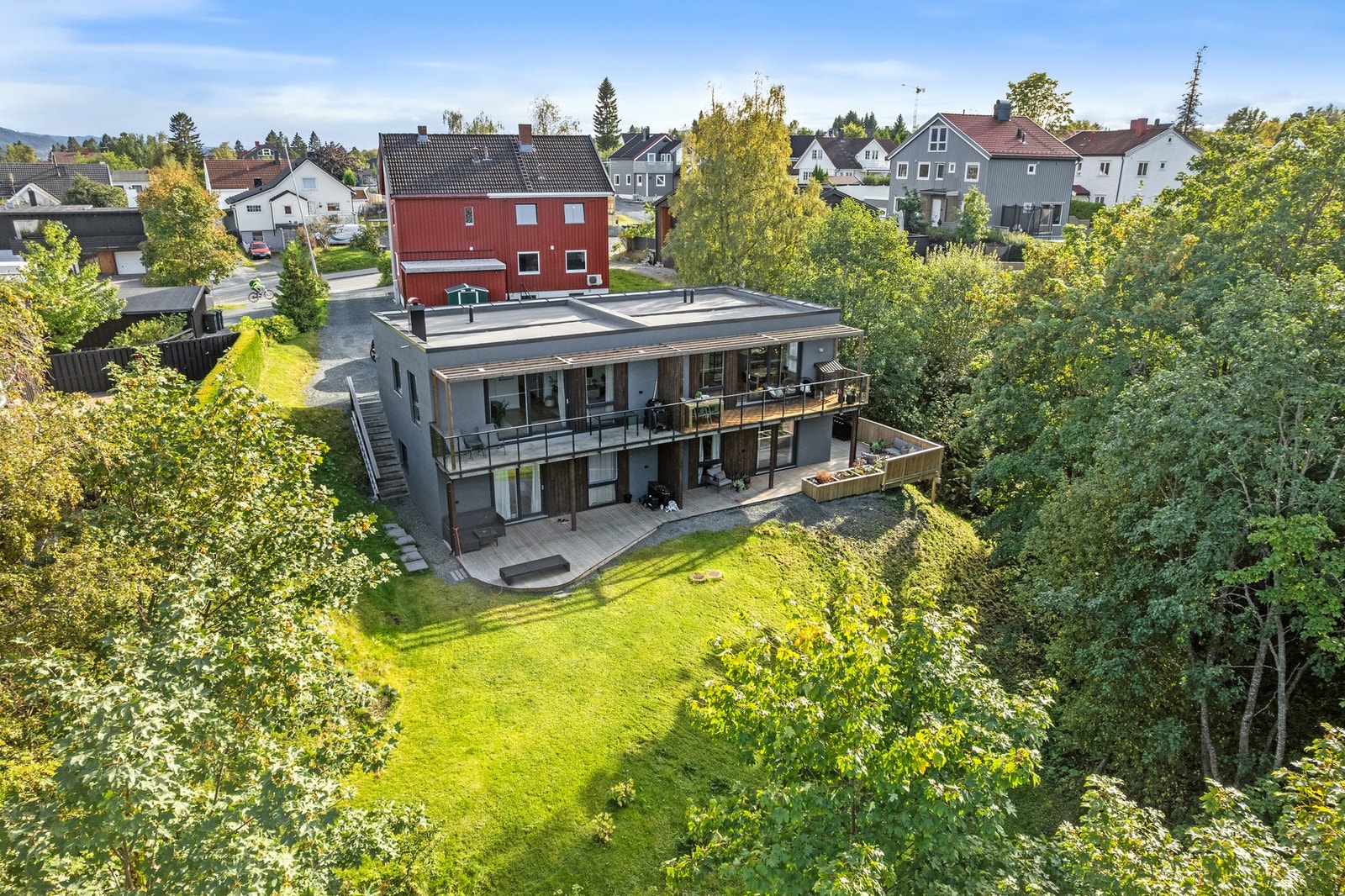 Velkommen til Bøckmans veg 59 B, presentert av EiendomsMegler 1 ved Sigbjørn Shaswar-Vestå. Galleribilde