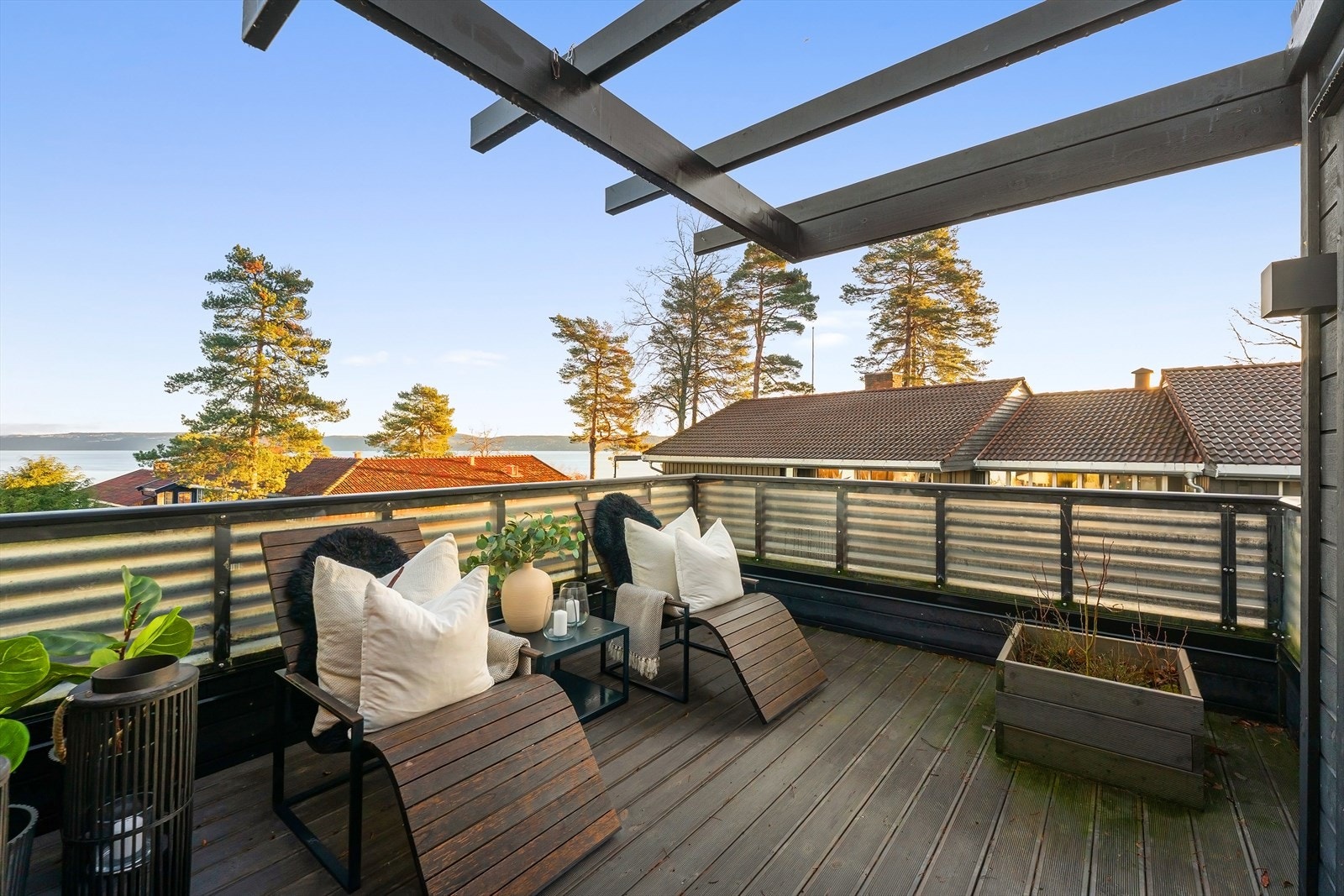 Takterrassen er på 12 kvm. Galleribilde