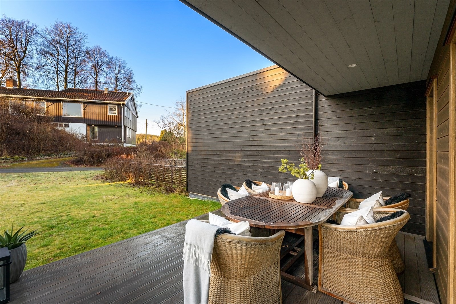 Videre adkomst til hagen. Galleribilde