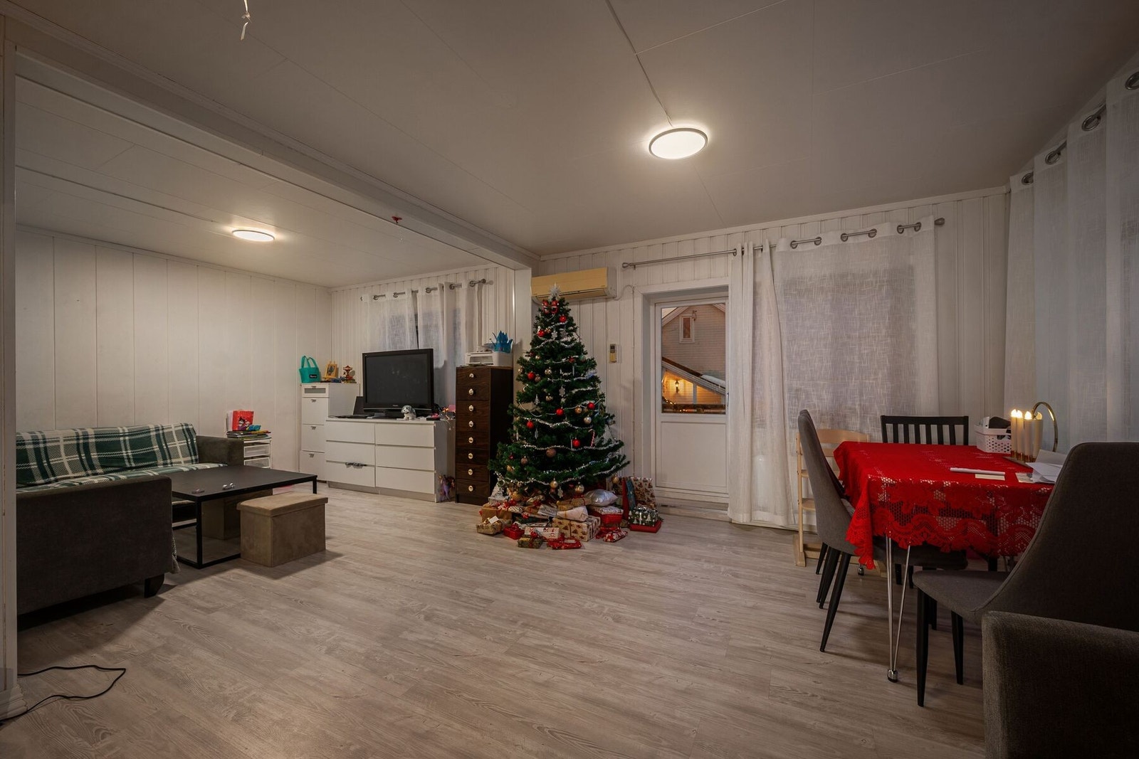 - Stue hoveddel. Galleribilde