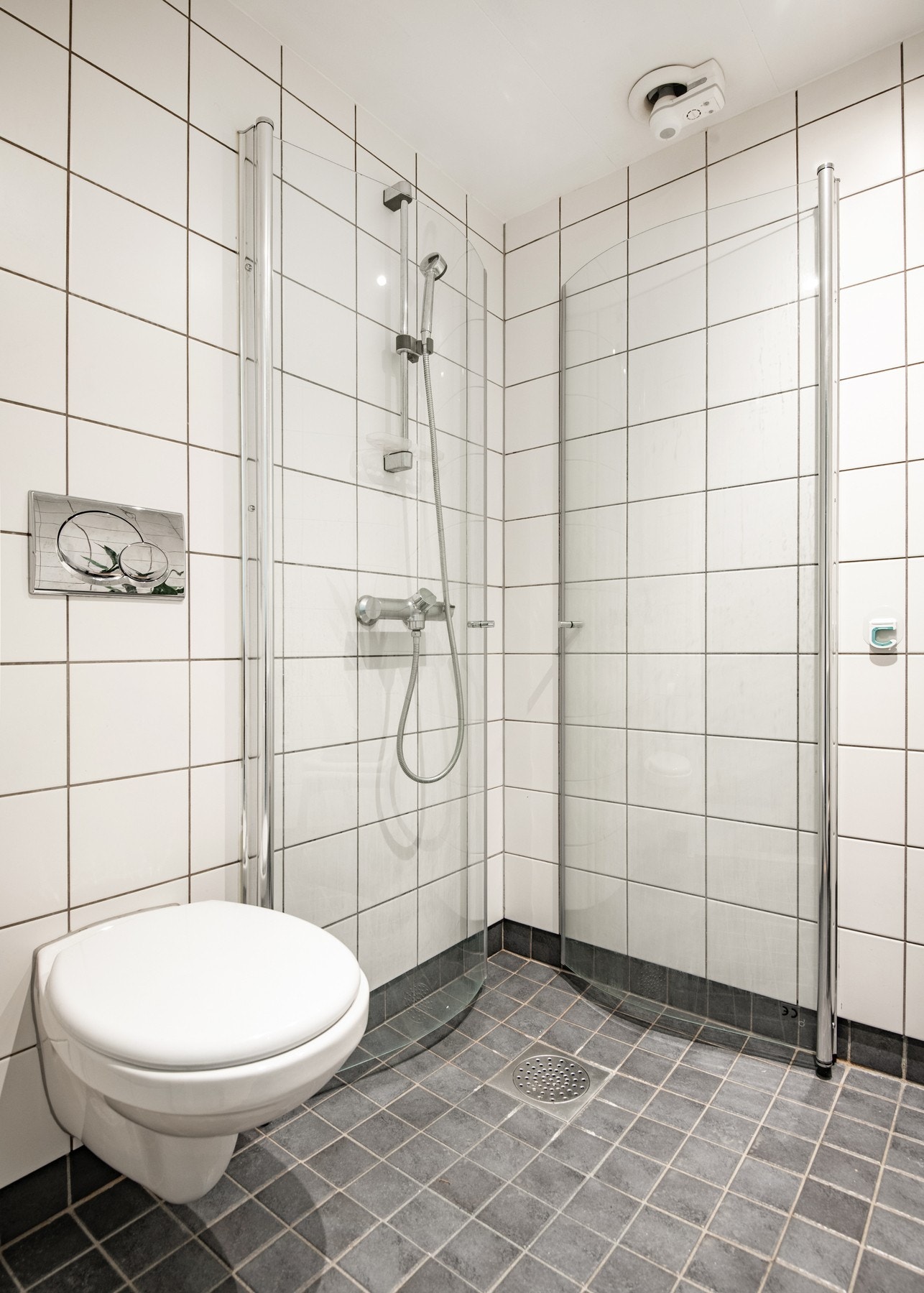 Det er i tilrettelagt med opplegg for både vaskemaskin og tørketrommel. Galleribilde