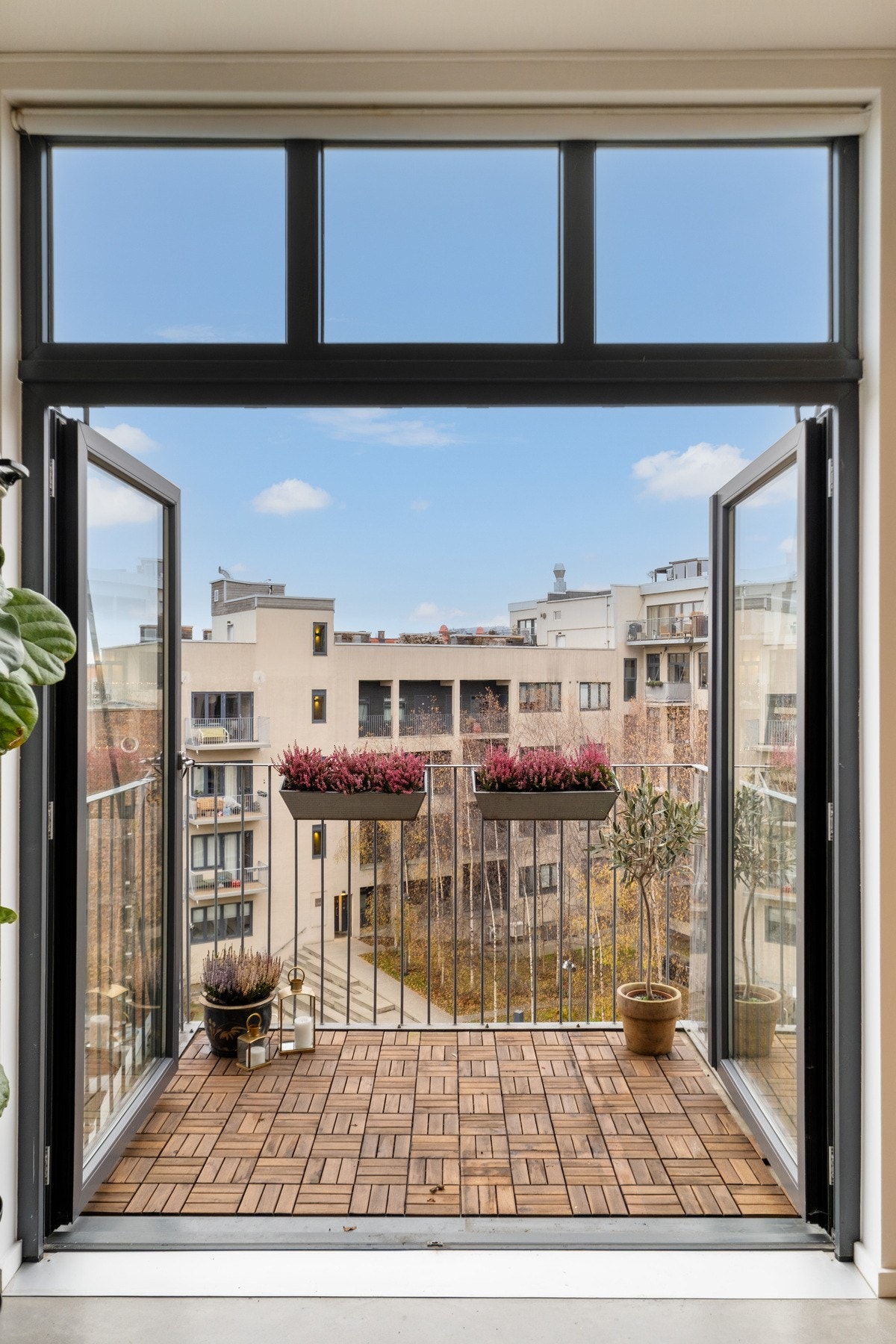 Begge balkongdører kan åpnes. Galleribilde