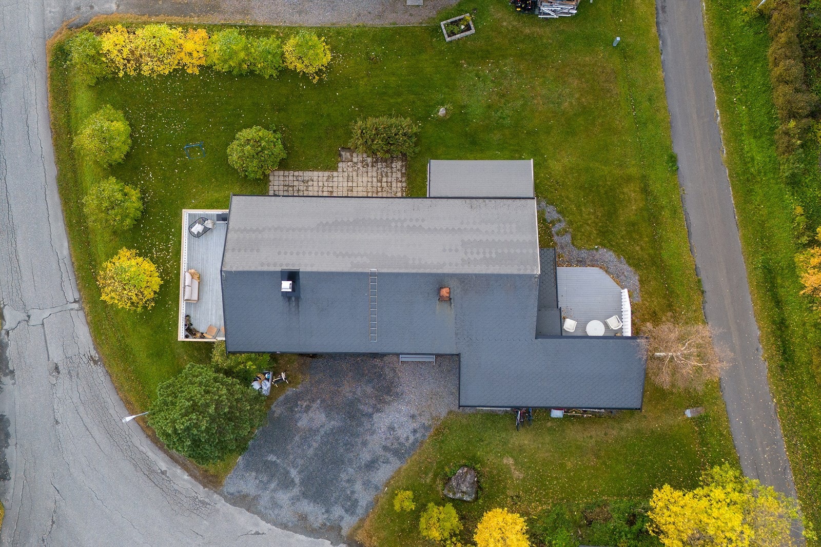 Eiet tomt på ca 830 m² Galleribilde