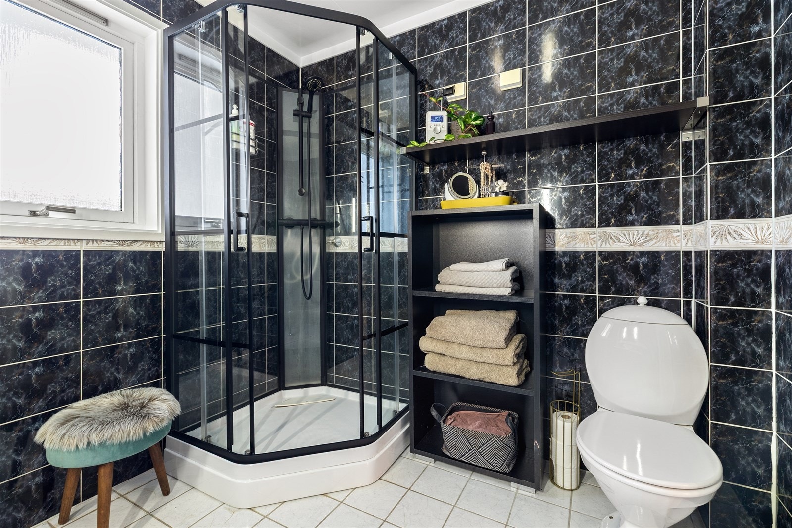 Varmekabler i gulv Galleribilde