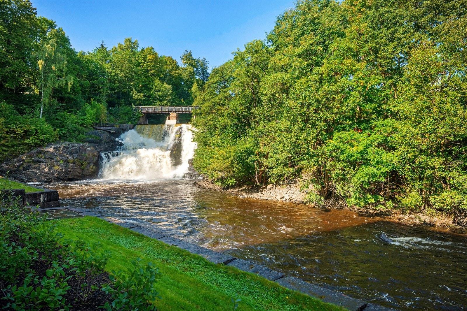 Gode turmuligheter langs Lysakerelven Galleribilde