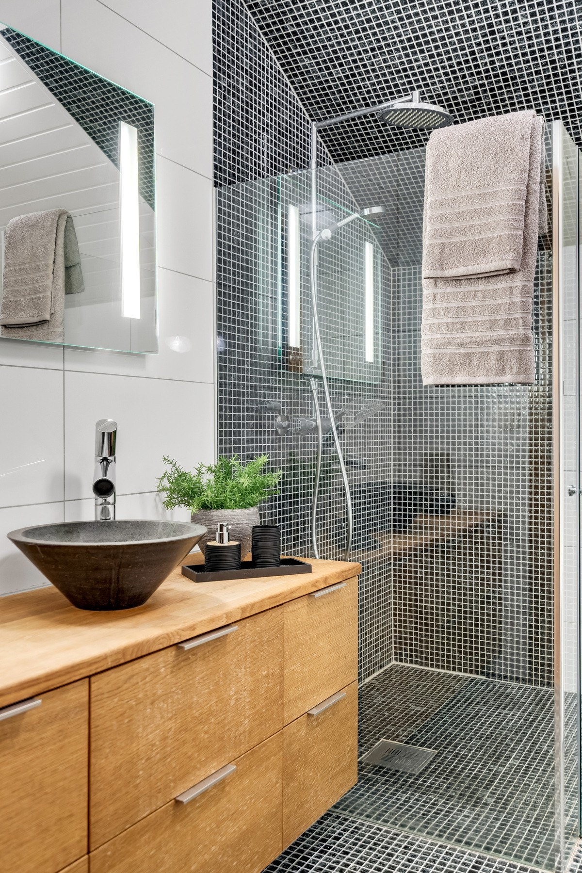 Bad 2. etasje Galleribilde