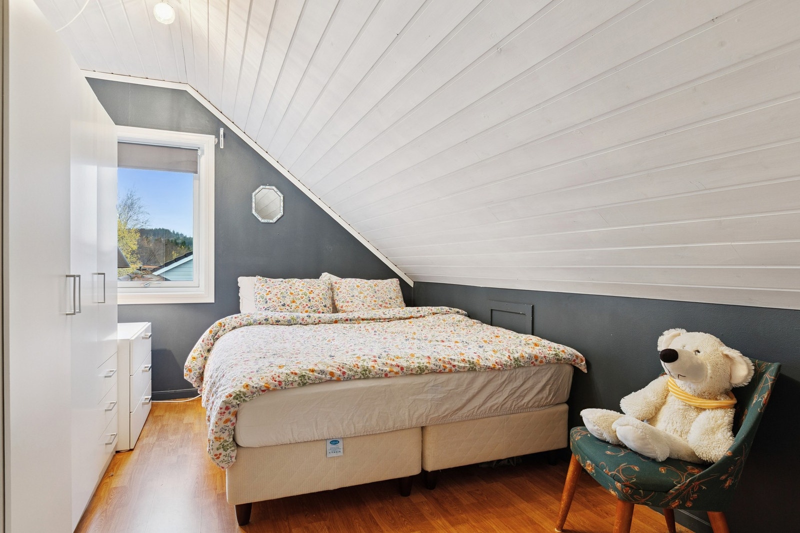 Soverom. Galleribilde