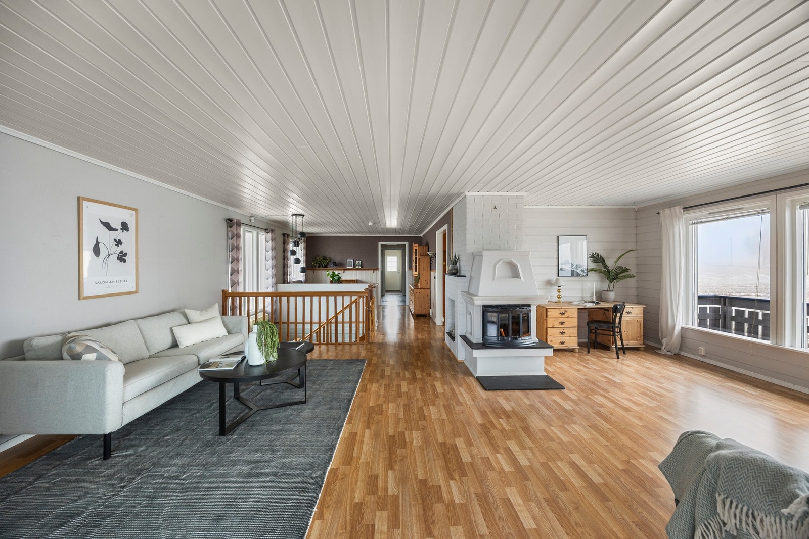 Stue og spisestue måler til sammen 54,5 kvm. Galleribilde