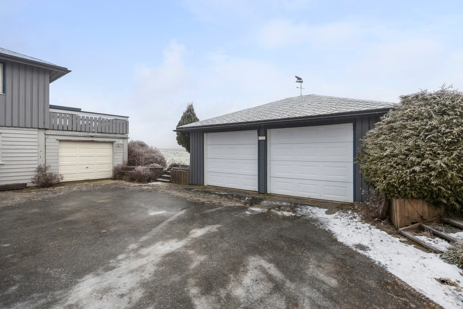 Dobbelgarasje Galleribilde