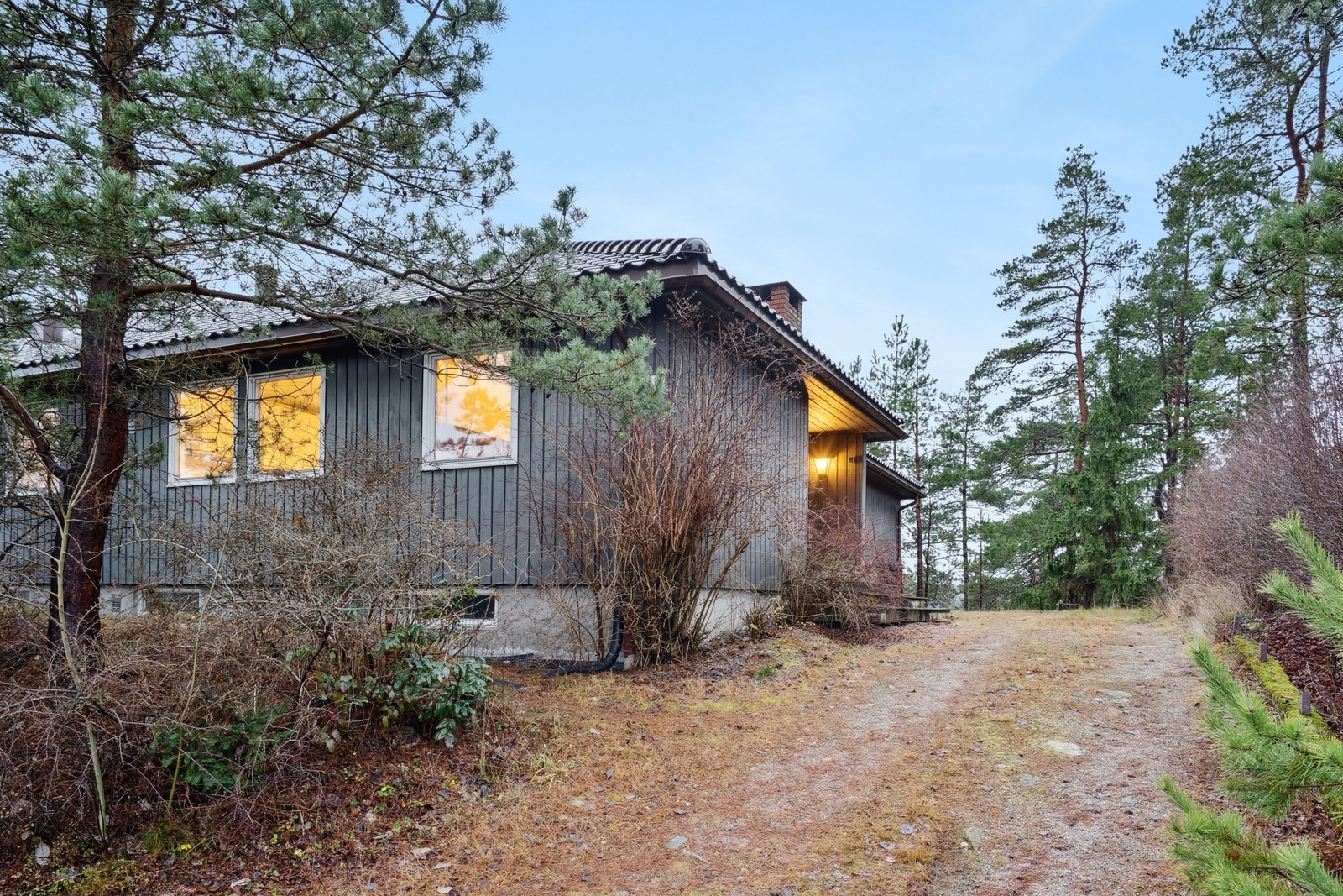 Innkjørsel nord. Galleribilde