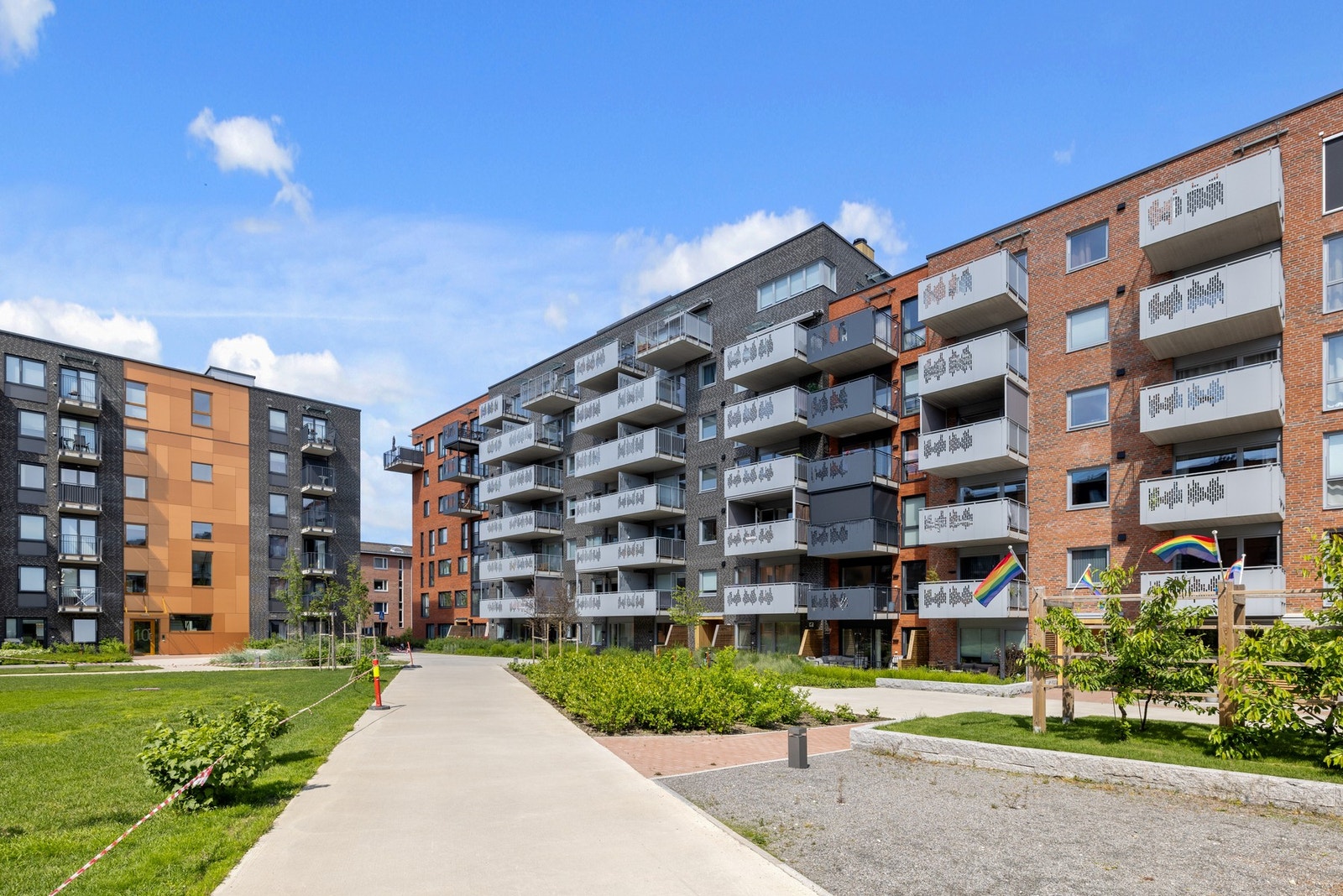 Beliggenheten er strålende, med gangavstand til alt man måtte trenge i hverdagen Galleribilde