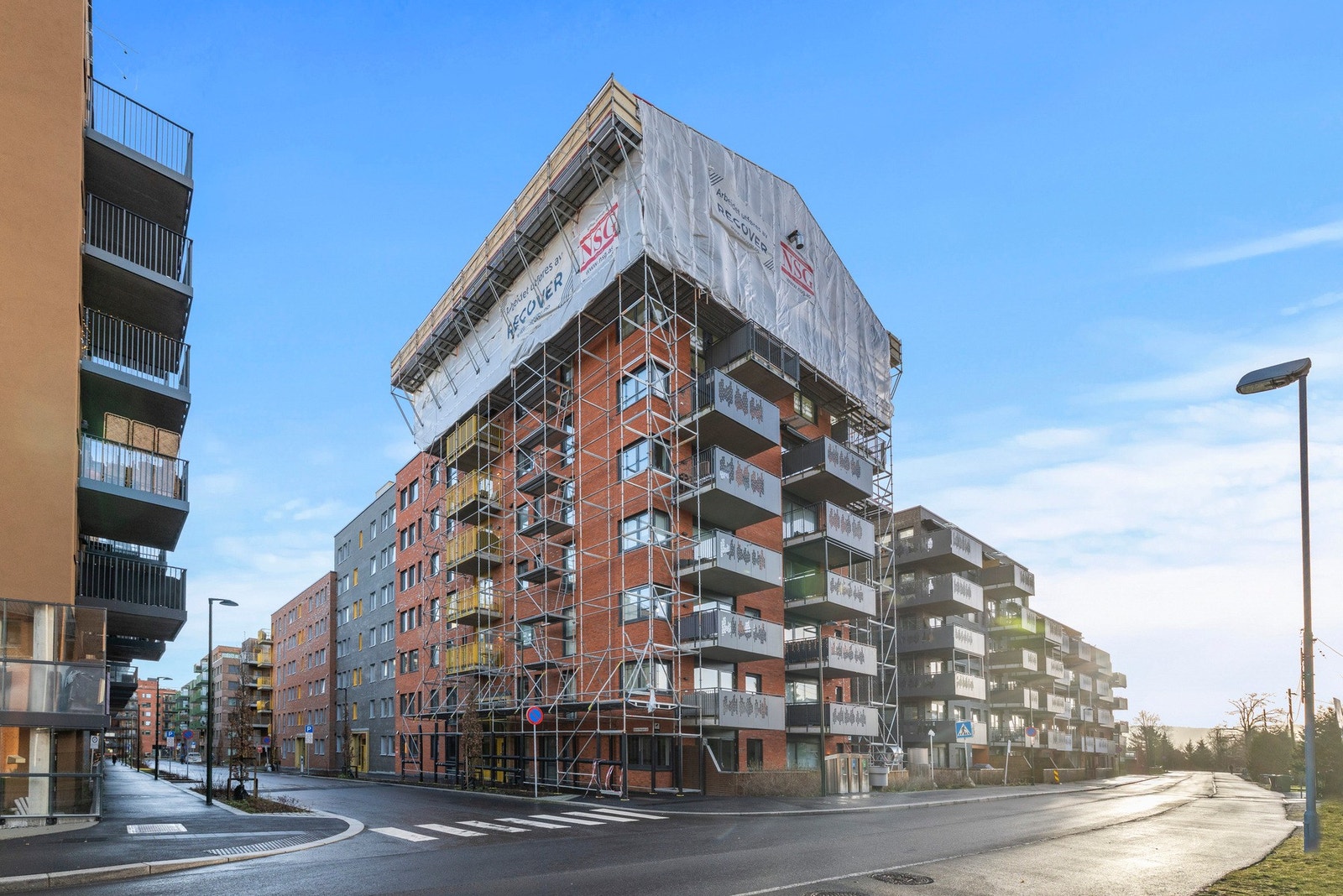 Det foregår rehabilitering av takterrassen, som følge av en brann tidligere i 2025 Galleribilde