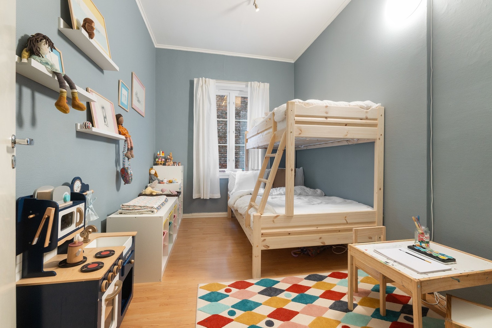 Soverom II er også svært romslig. Galleribilde