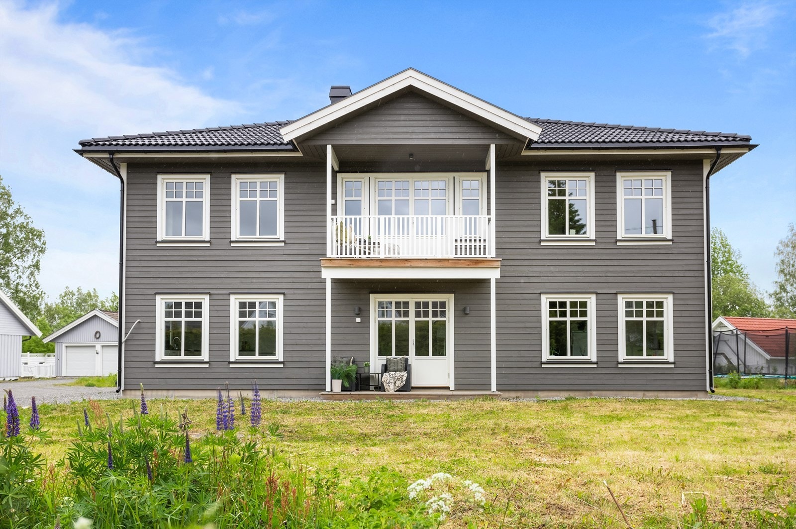 Klassisk og herskapelig bolig fra 2022. Galleribilde