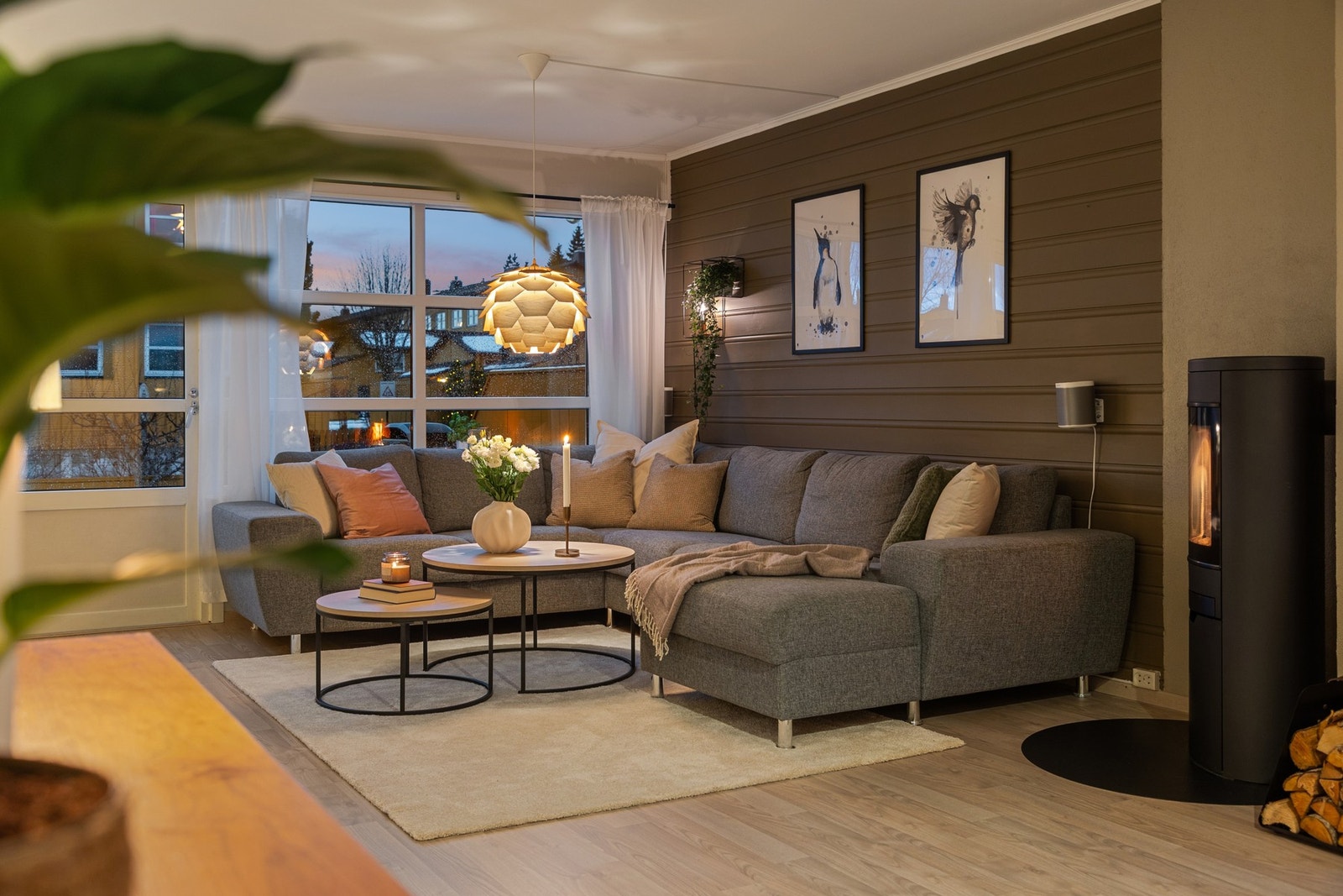 Boligen ligger i et av Flatåsens mest attraktive og veletablerte boligområder. Galleribilde