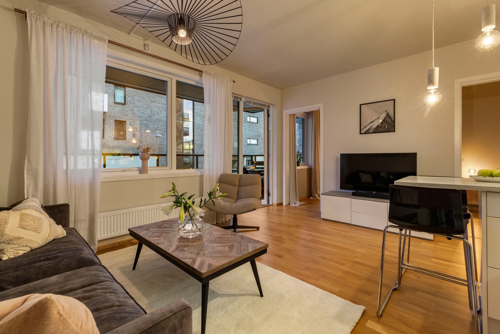 Lun kveldsstemning Galleribilde