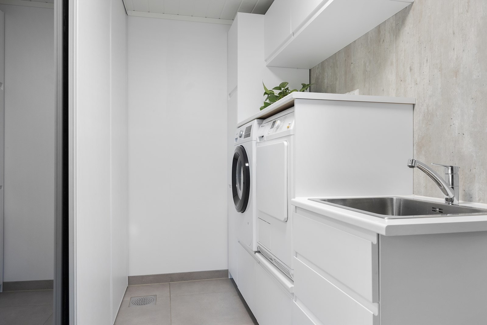 Vaskerom. Galleribilde