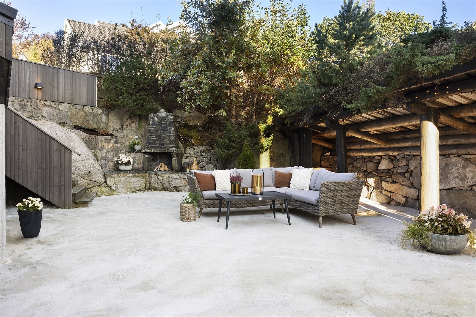 Usjenert fin uteplass. Galleribilde