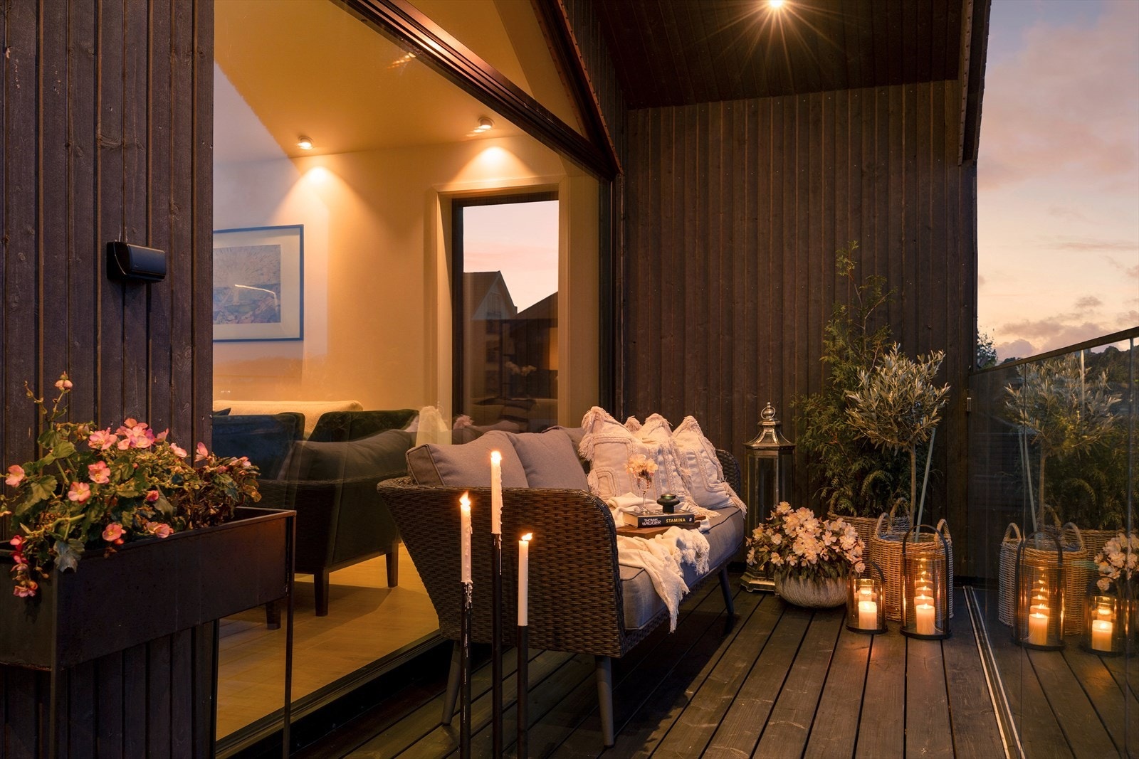 Fin balkong med utgang fra stue. Galleribilde