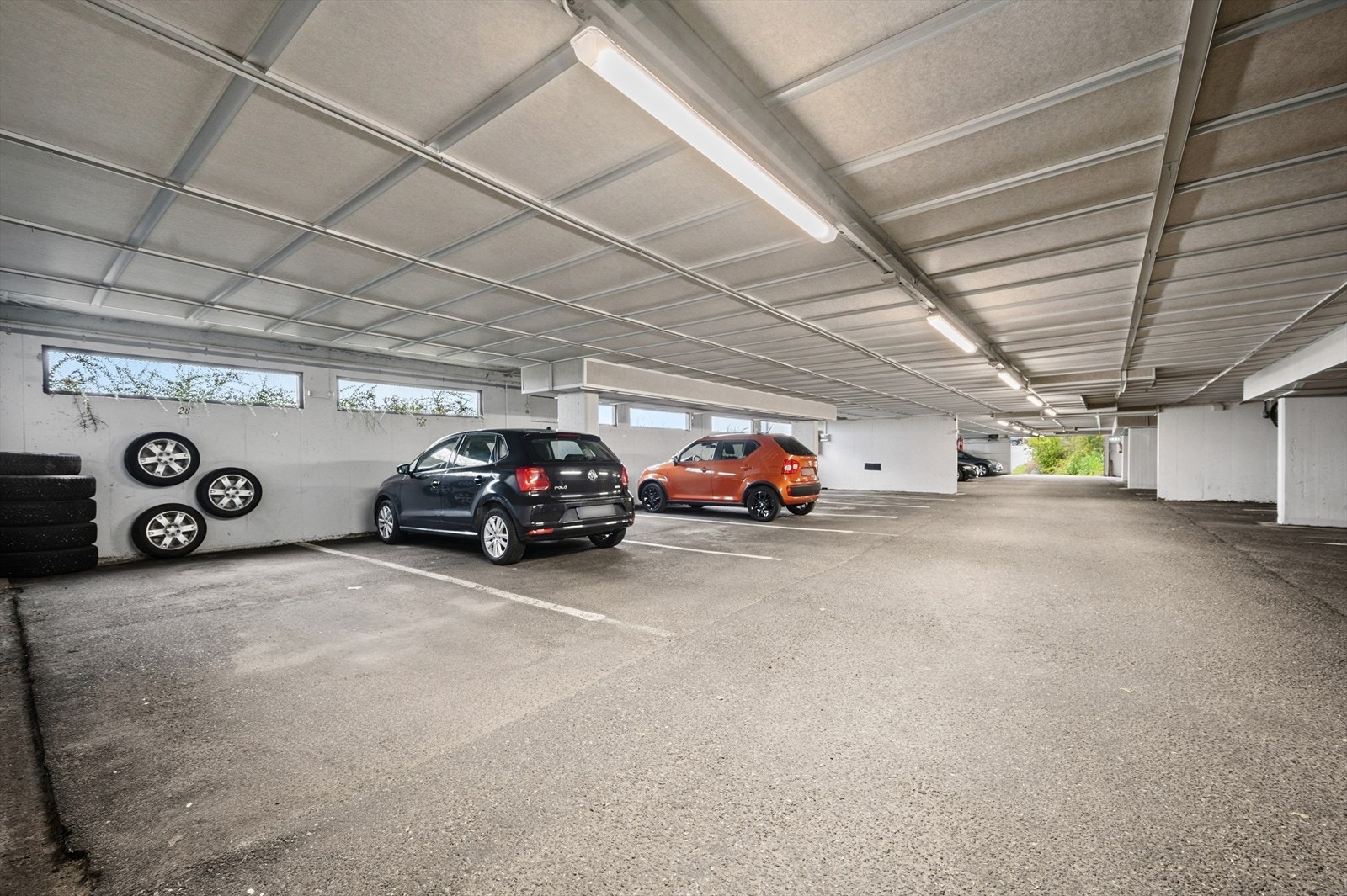 Garasjeplass! Galleribilde