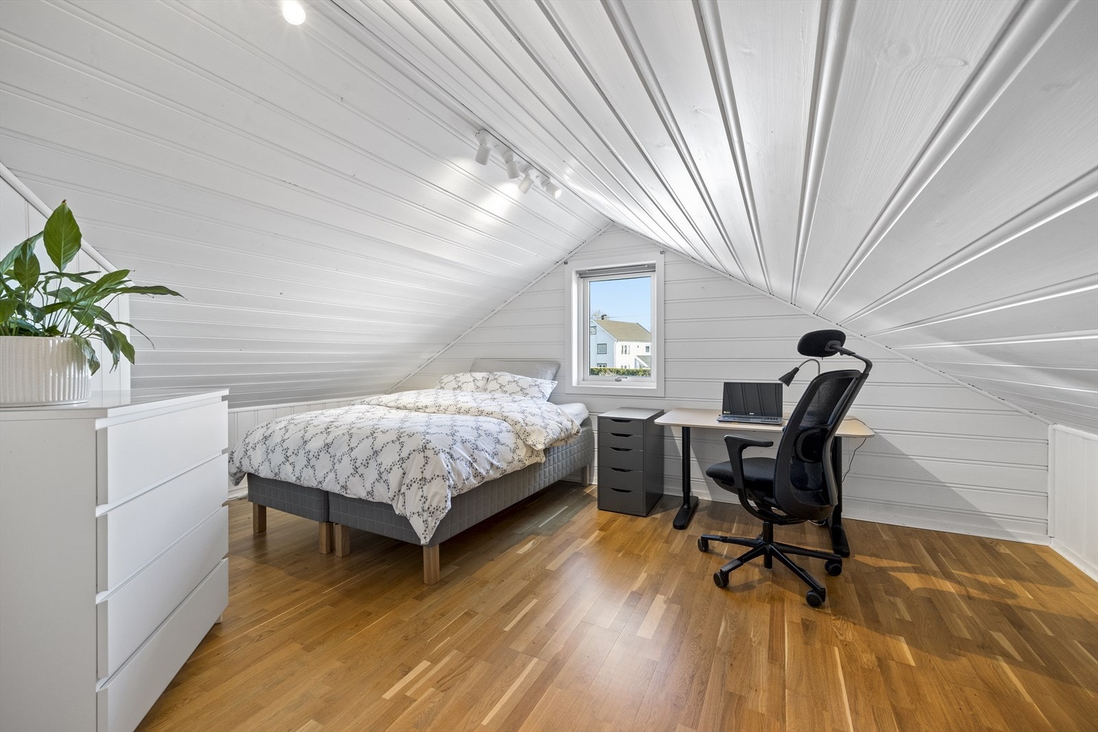 Bilder fra 2.etg. i hovedboligen Galleribilde