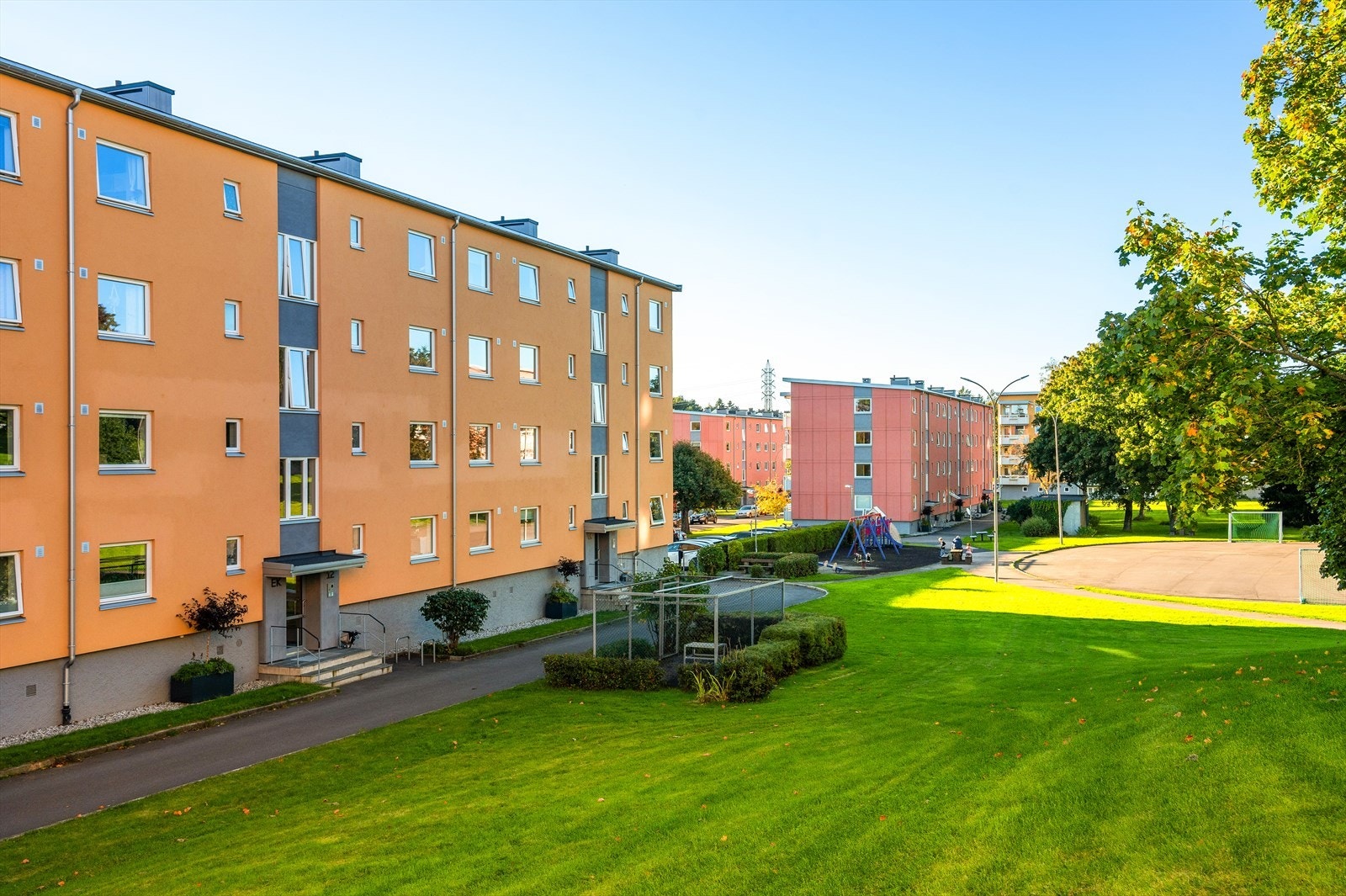 Gangavstand til idylliske Østmarka med et rikt utvalg av tur- og rekreasjonsmuligheter. Galleribilde