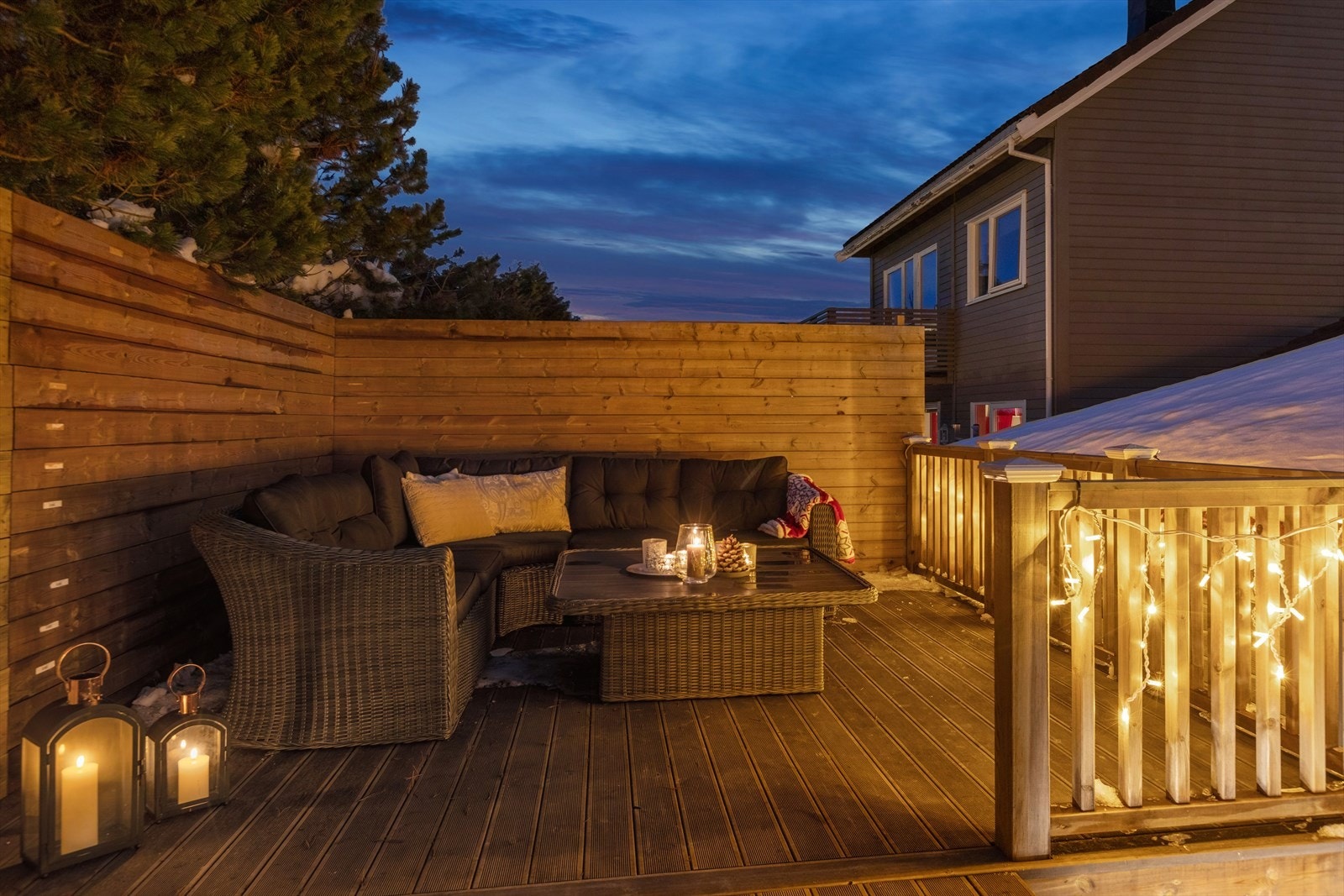 Kveldsstemning på terrassen Galleribilde