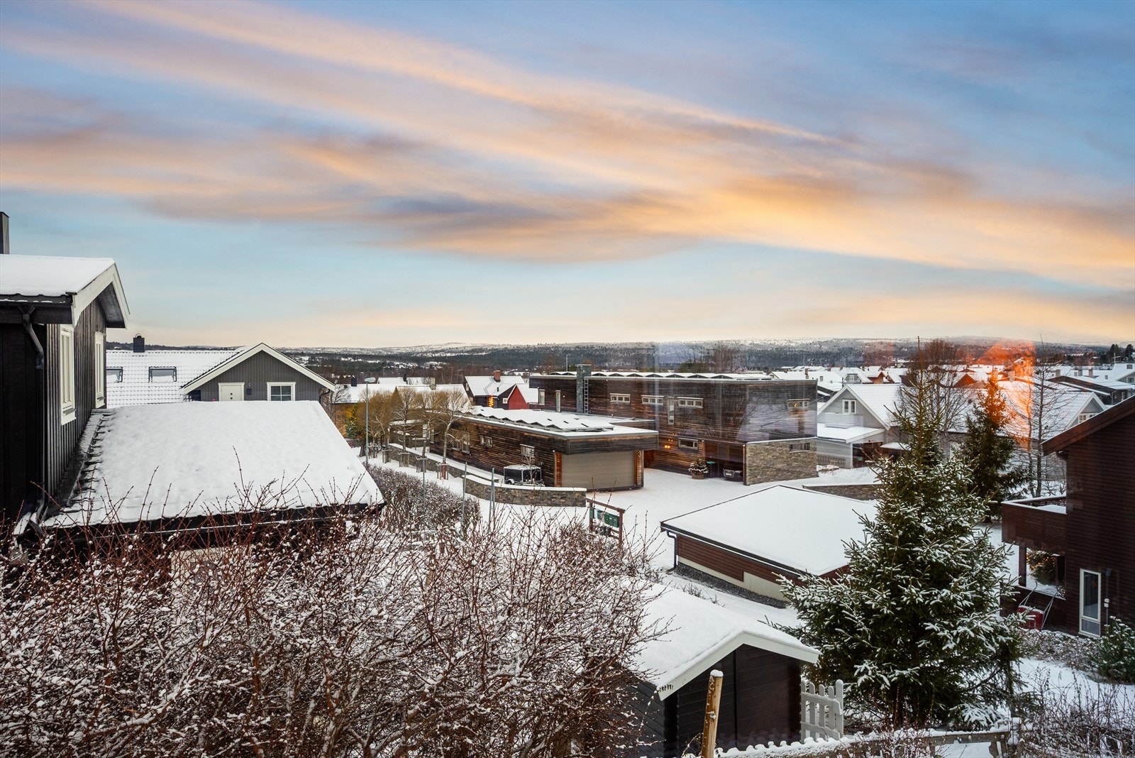 Utsikt fra stua. Galleribilde