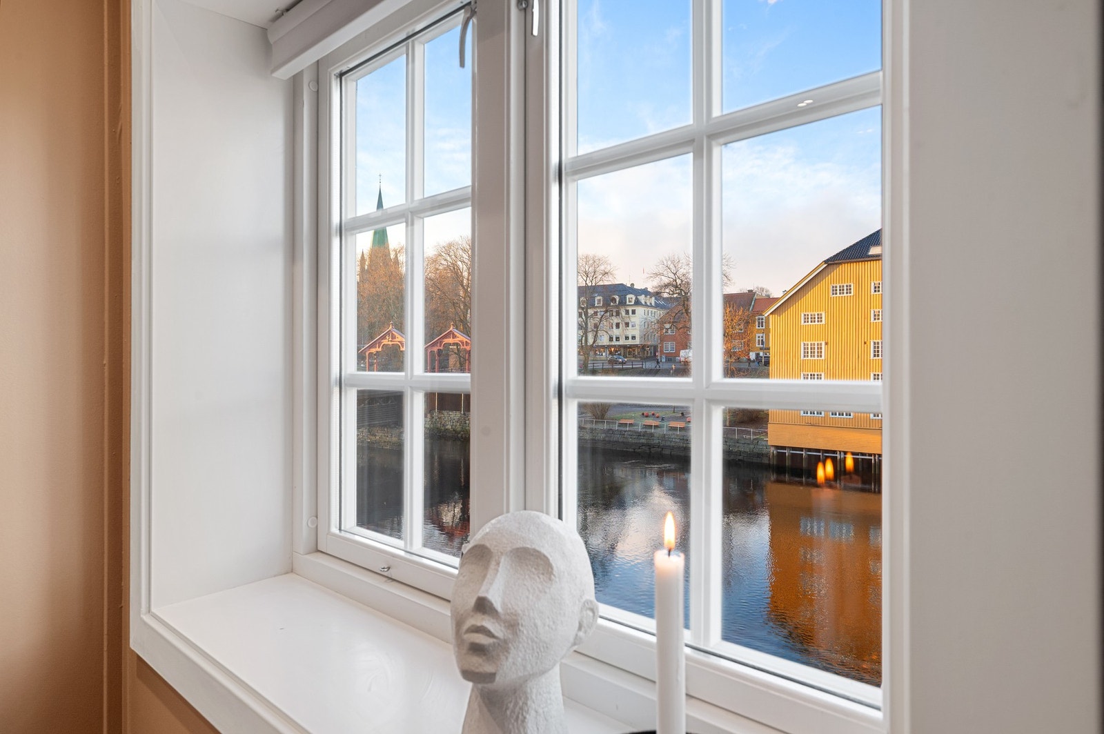 Boligen ble ombygd i 2019 fra brygge til leilighetsbygg. Galleribilde