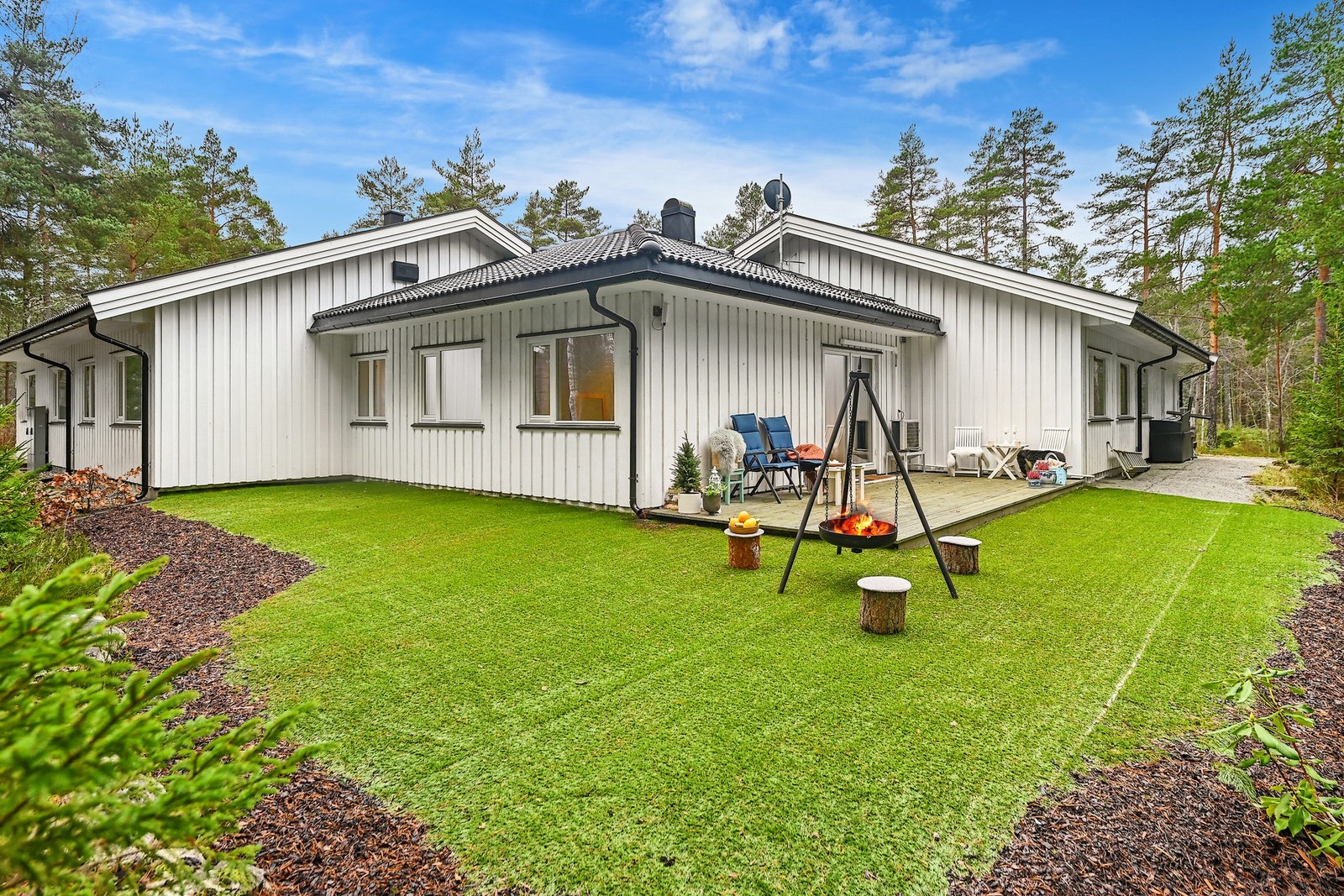 Bygningen ble innredet med 3 leiligheter i 2018. Galleribilde