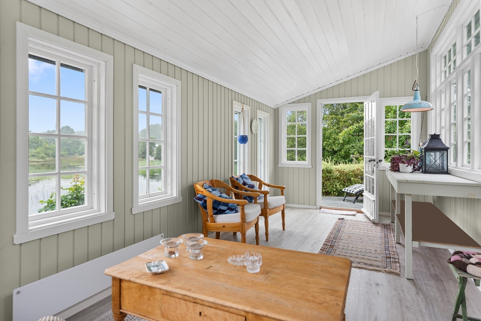 Et hyggelig sted å oppholde seg.
På vinterstid er det et fint sted å oppbevare planter. Galleribilde