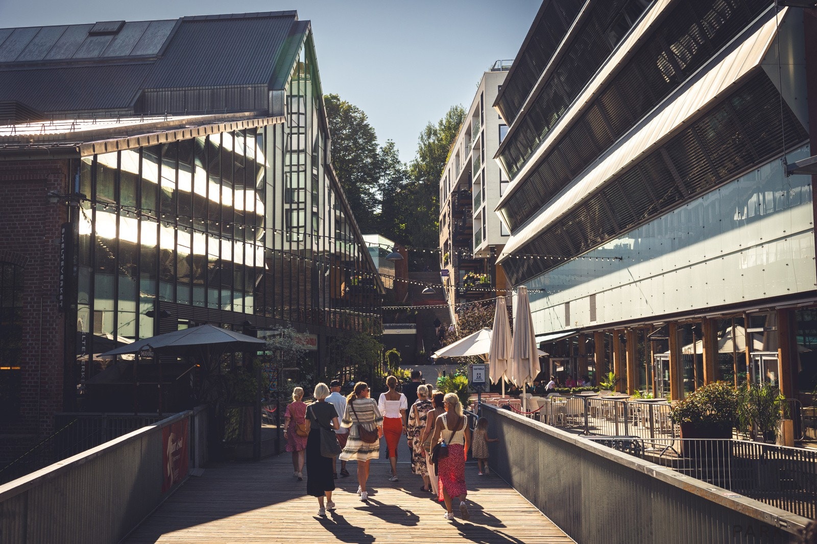 Ønsker man ytterligere servicetilbud ligger Oslo sentrum innen rekkevidde med alt det innebærer av hovedstadens fasiliteter og servicetilbud. Galleribilde