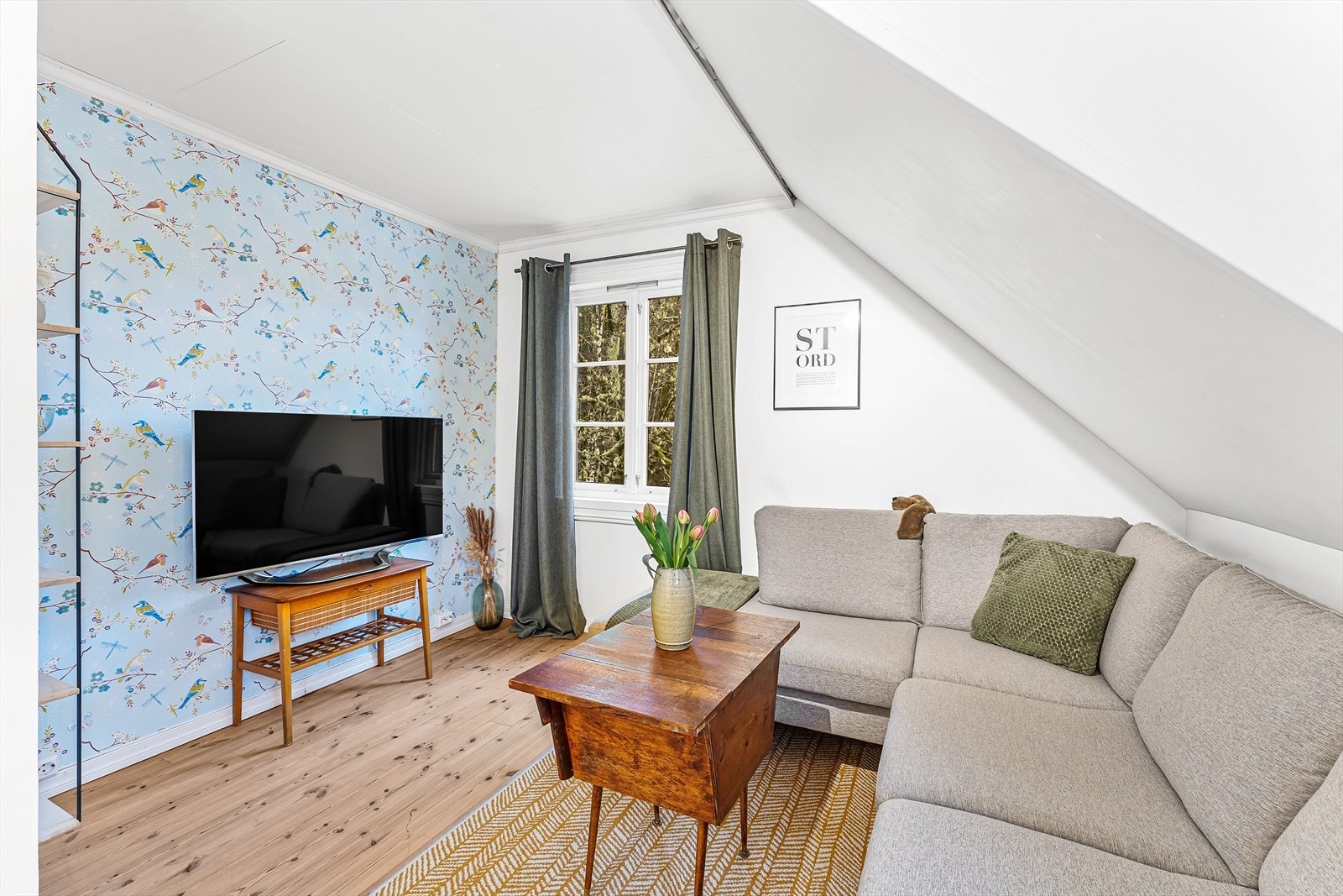 Soverom 2 er brukt som TV-stue Galleribilde