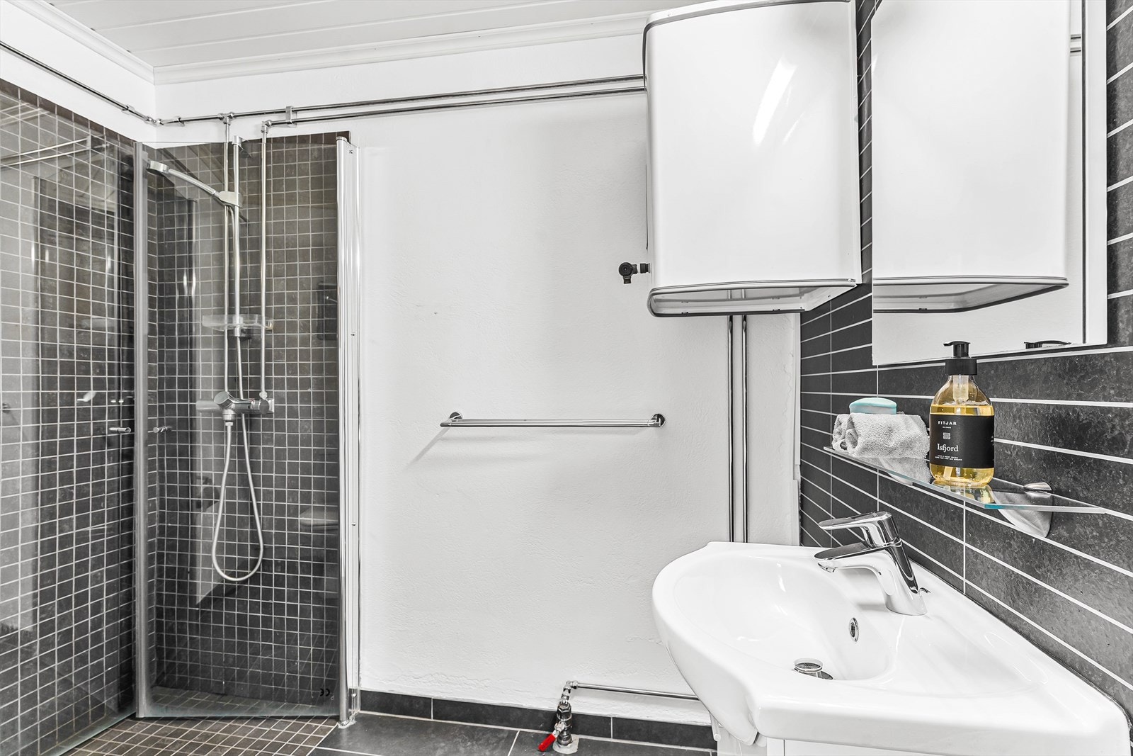 Bad m/dusj Galleribilde