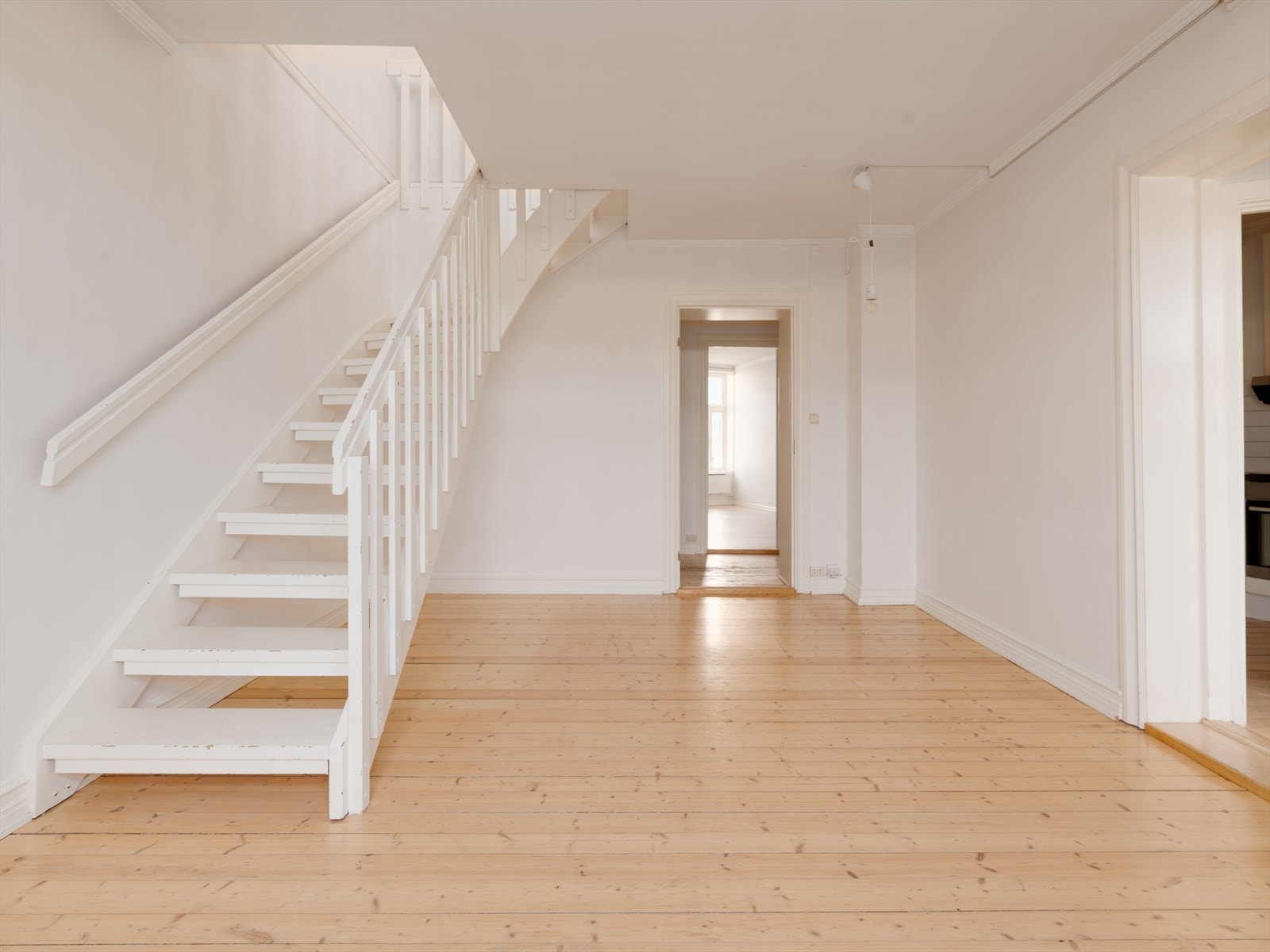 Leiligheten er å anse som et oppussingsobjekt med stort potensiale. Galleribilde