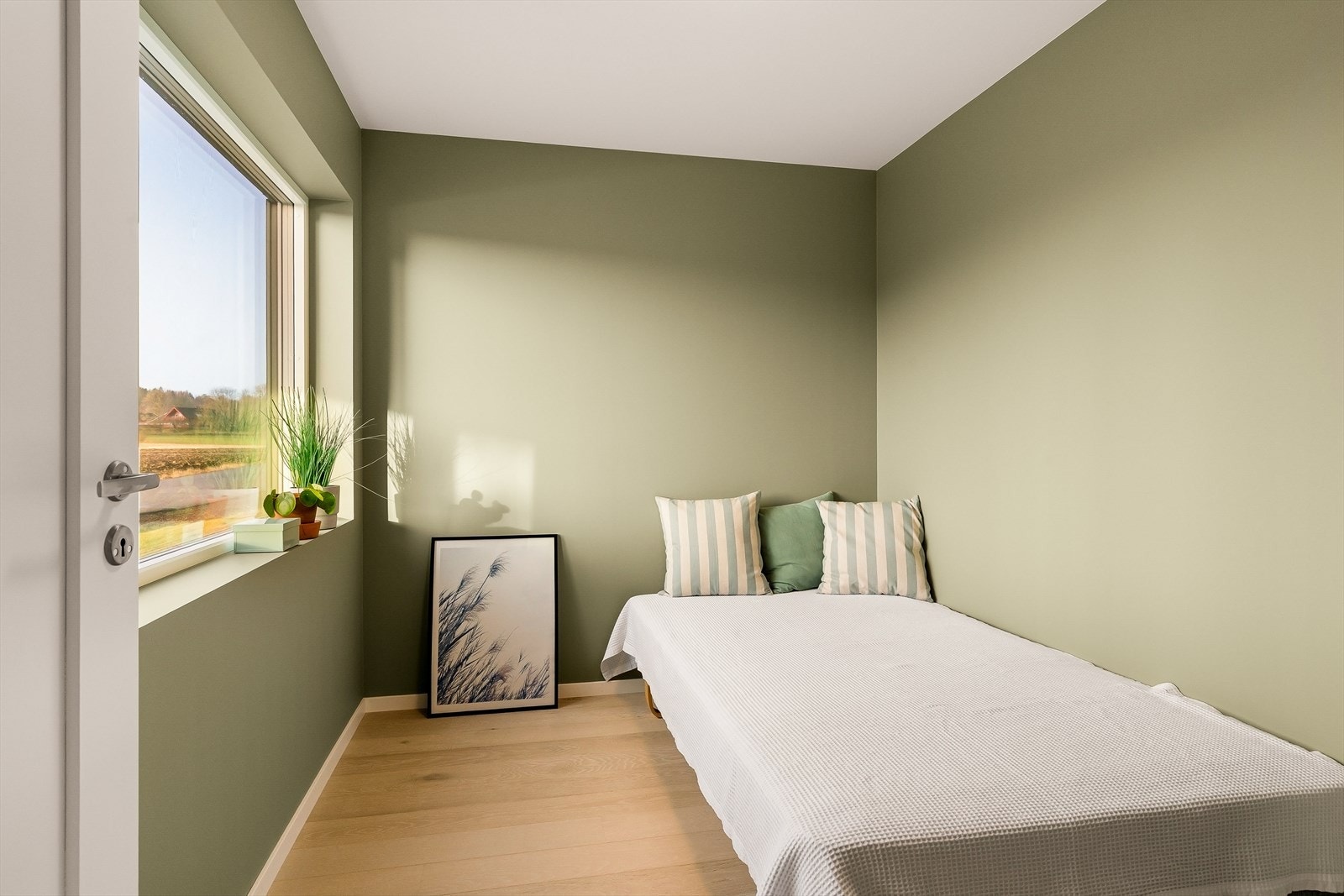 Soverom 2 - 1.etg. Galleribilde