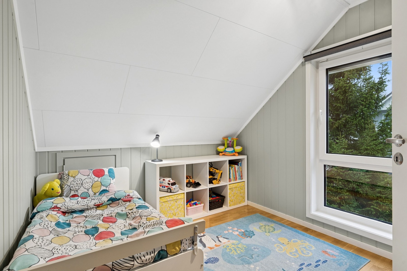 De øvrige soverommene passer perfekt som barnerom, gjesterom eller hjemmekontor. Galleribilde