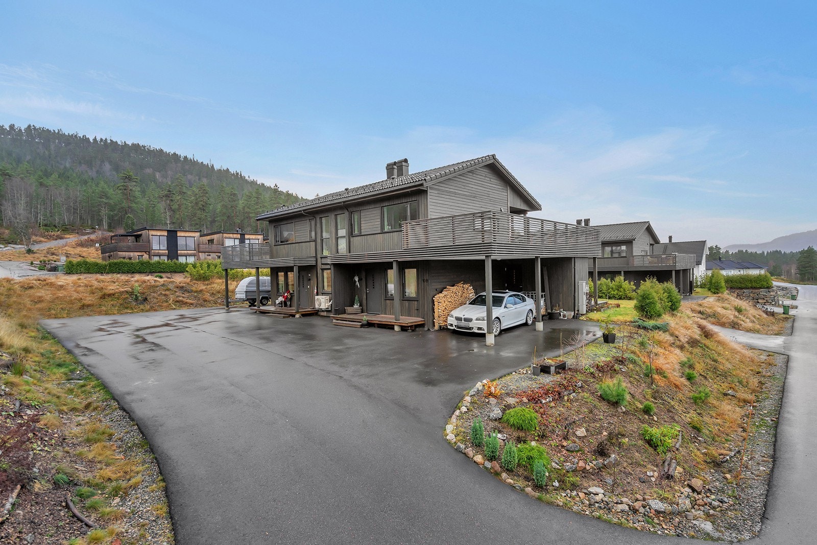 Asfaltert tun Galleribilde