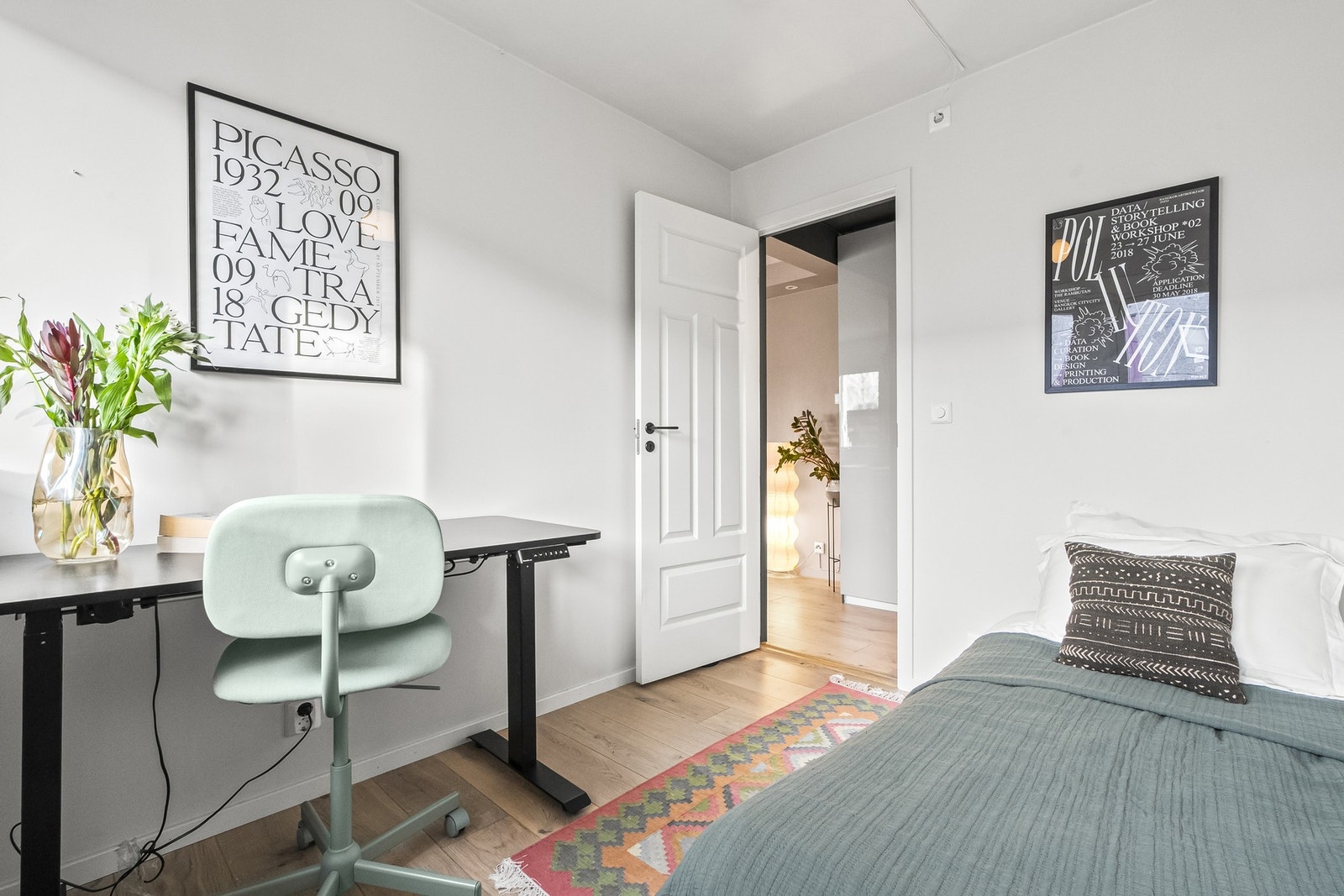 Rommet kan benyttes som barnerom, gjesterom eller kontor, alt etter behov. Galleribilde