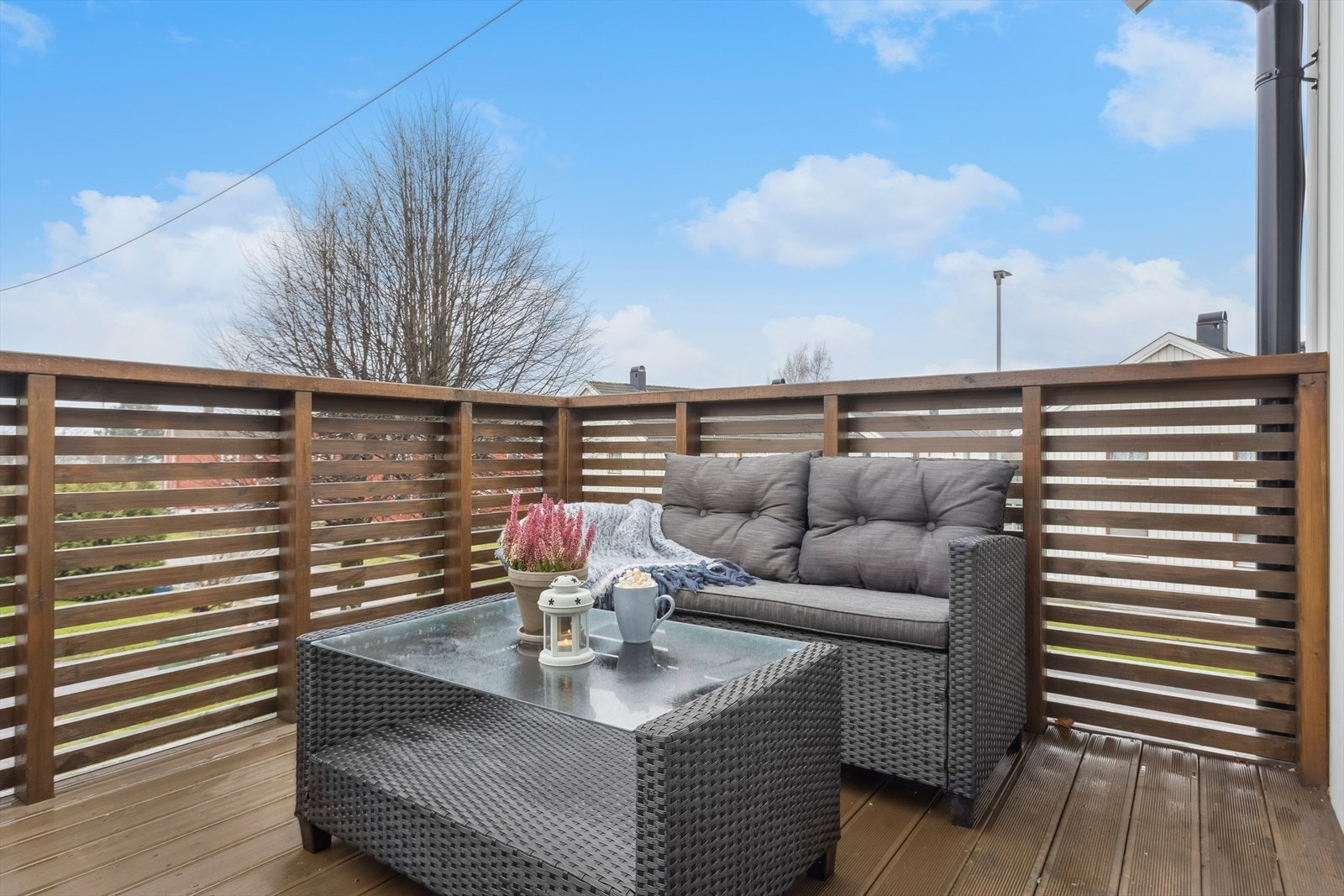 Gled deg til sommeren når sola brer seg over den syd-vendte balkongen. Galleribilde