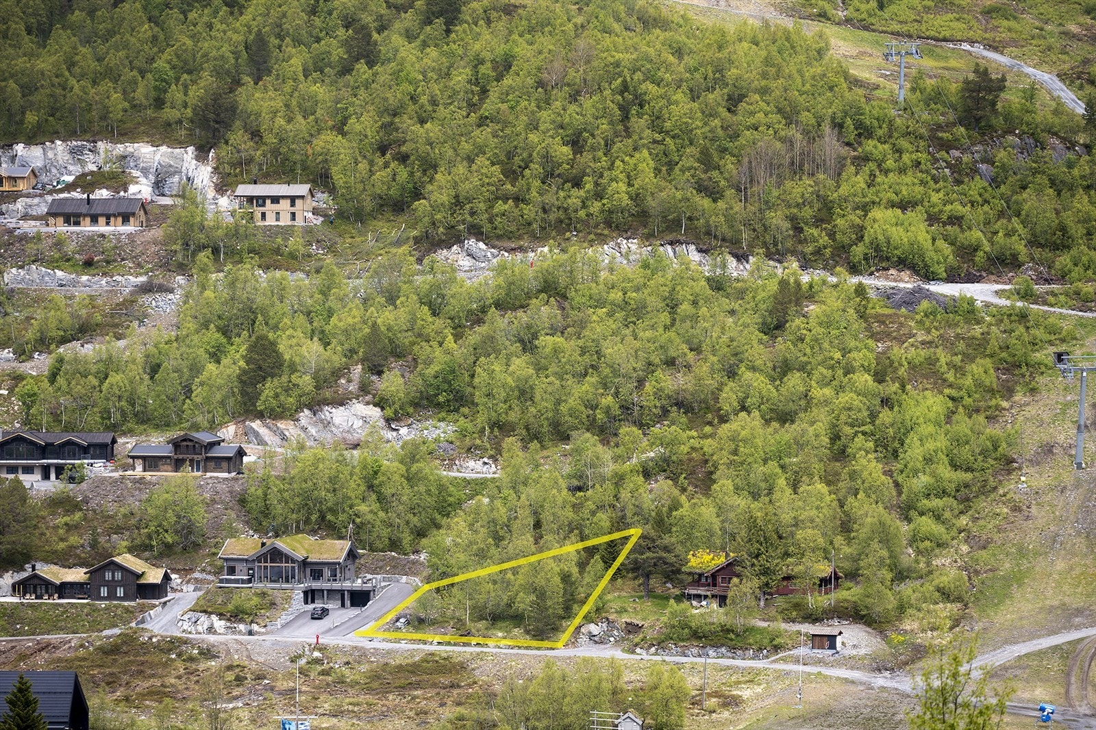 Her har du sjansen til å sikre deg en drømmetomt i vakre Sunnmørsalpene. Galleribilde