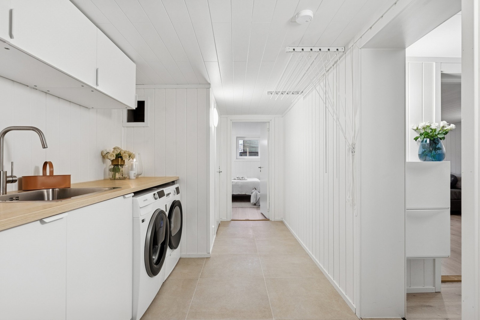 Vaskerom og klessjakt. Galleribilde