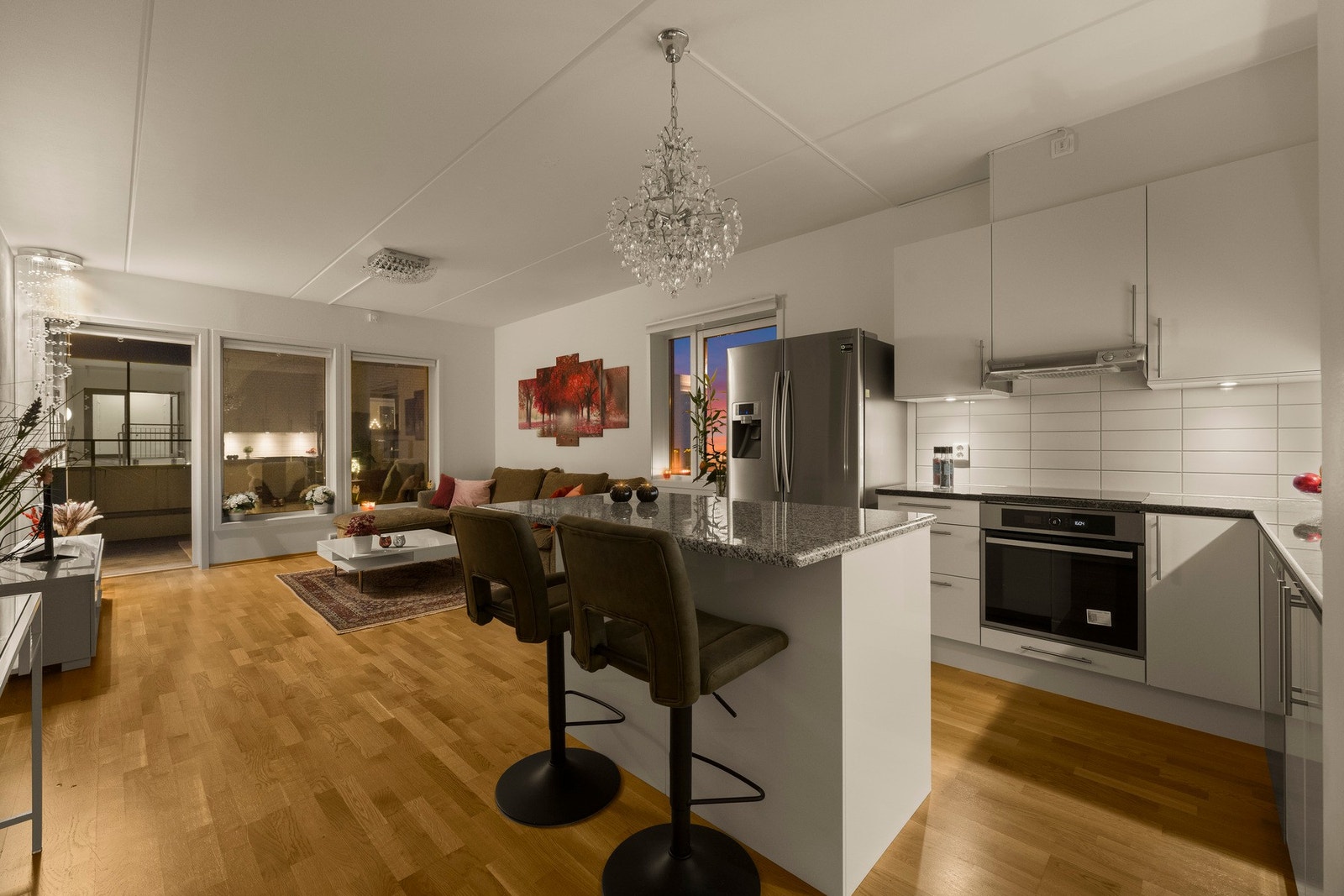 PrivatMegleren Grünerløkka v/Sang Ngoc Le Quach & Maksymilian Kita ønsker deg velkommen til Søster Mathildes gate 29! Foto: Noah Spange Galleribilde