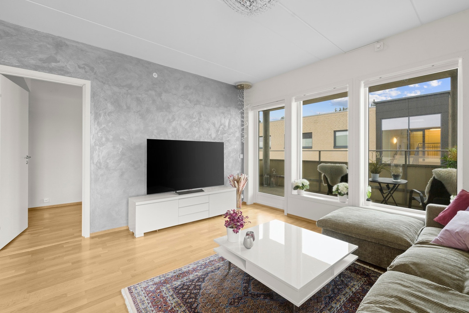 Stuen er naturlig tilrettelagt for sofagruppe Galleribilde