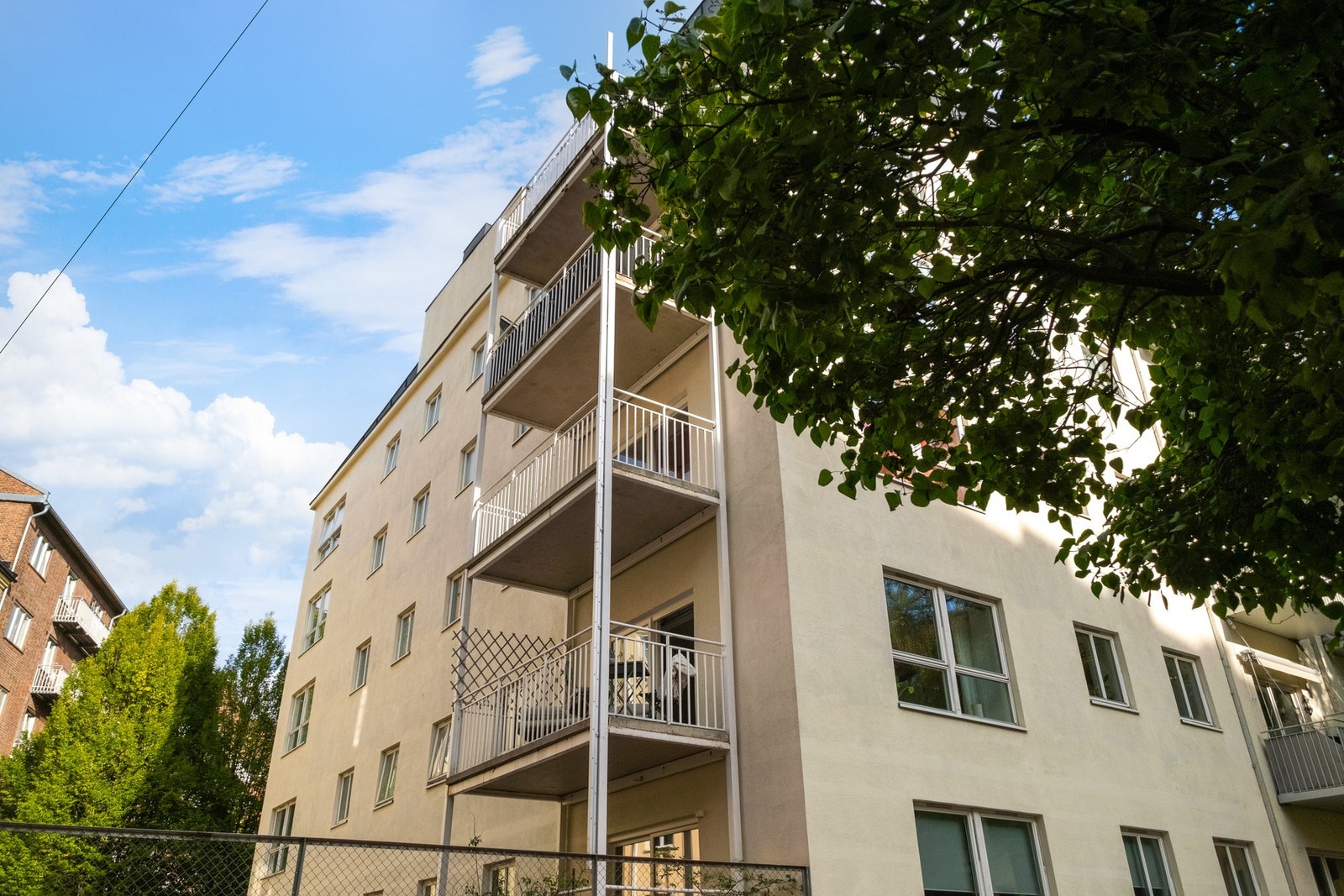 Her bor du skjermet og sentralt! Galleribilde