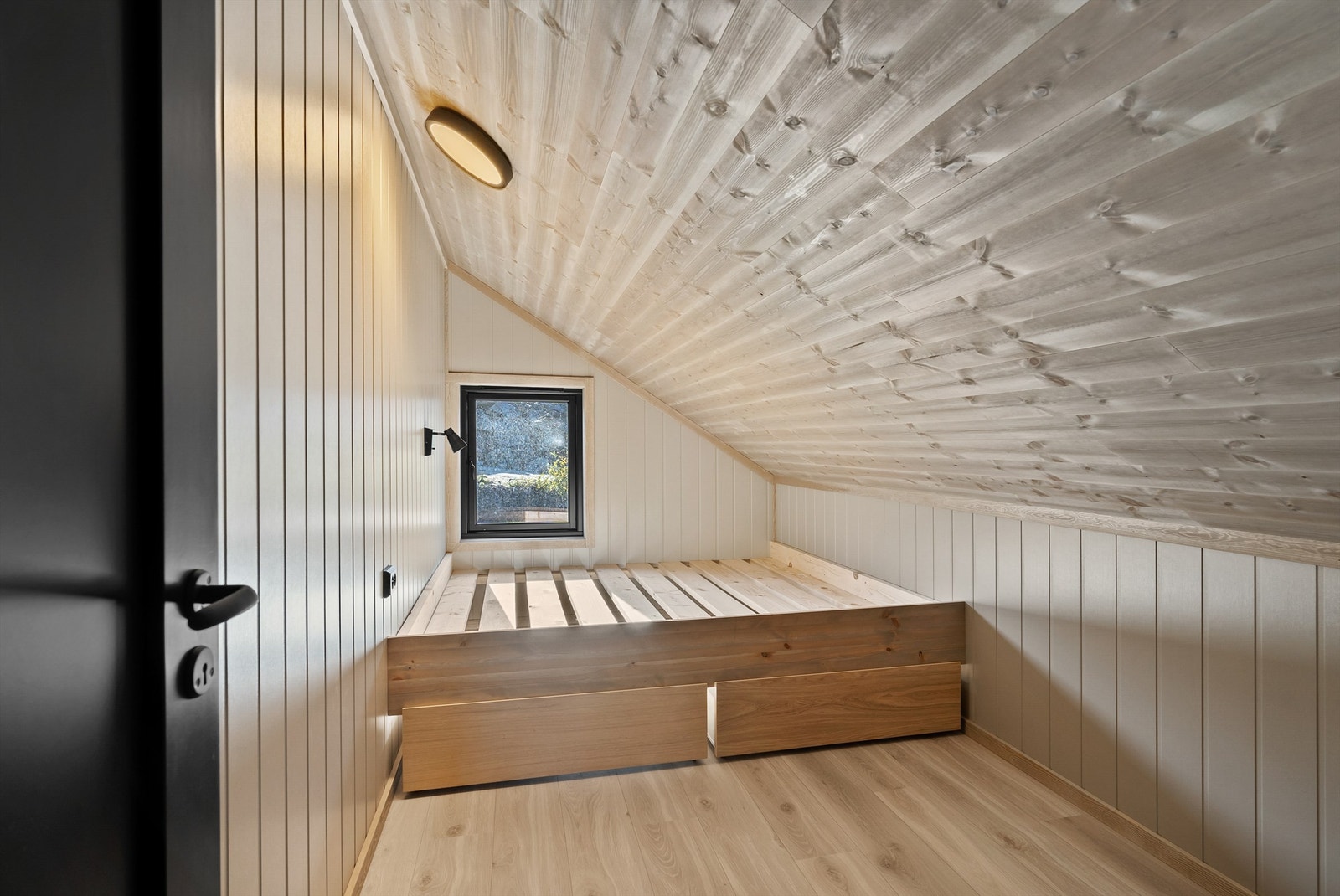 Soverom nr. 2 har også samme løsning og er av samme størrelse. Galleribilde