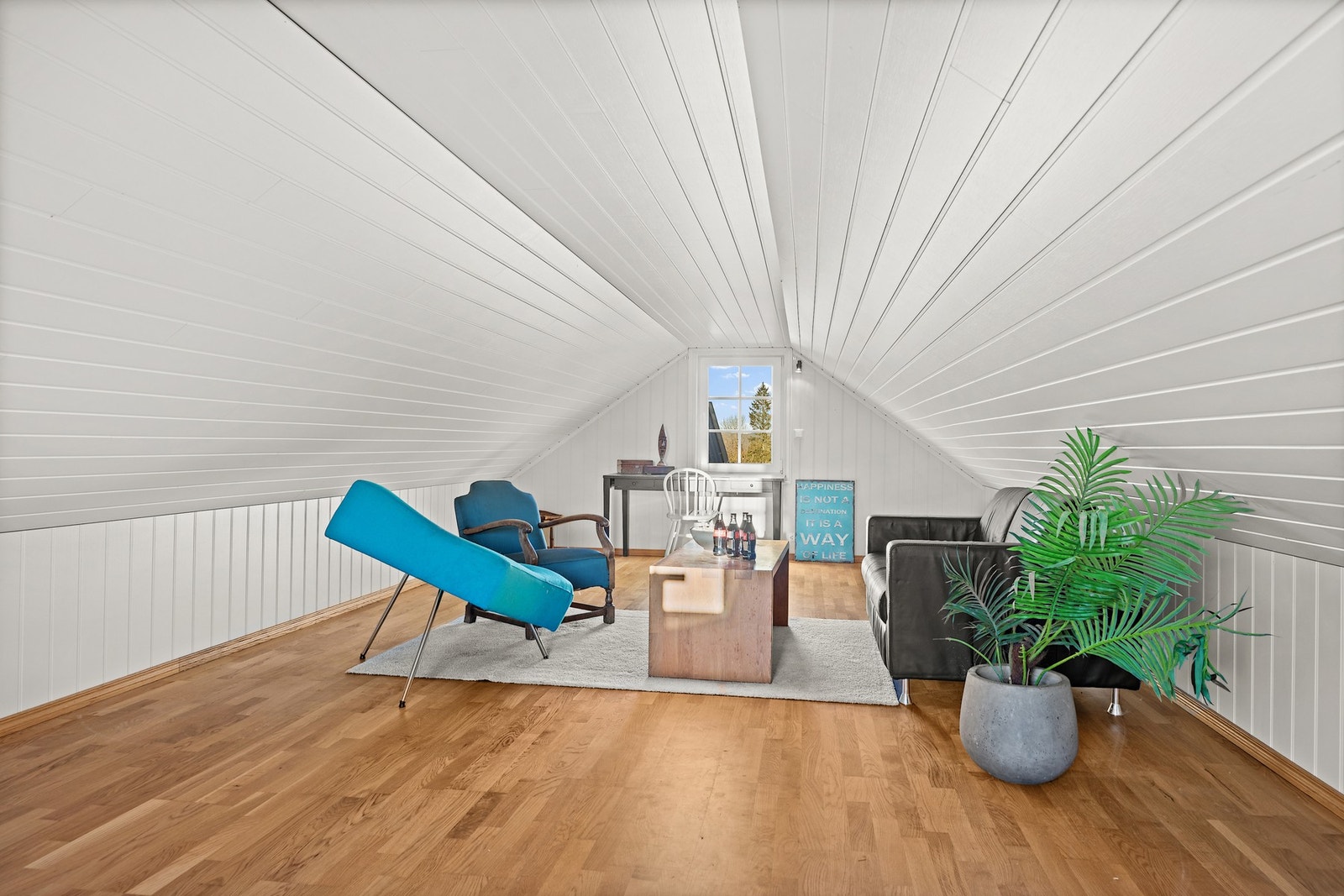 Innredet hems i garasje. Galleribilde