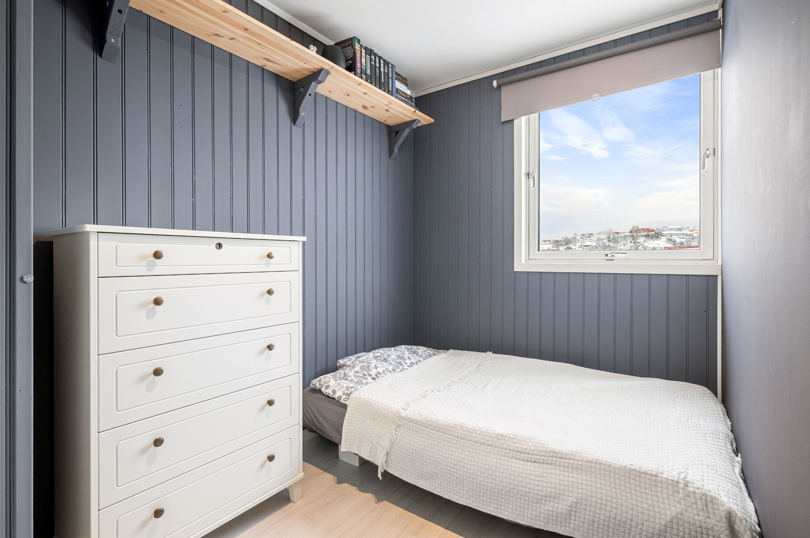 Soverom 2 måler 5,5 m². Galleribilde