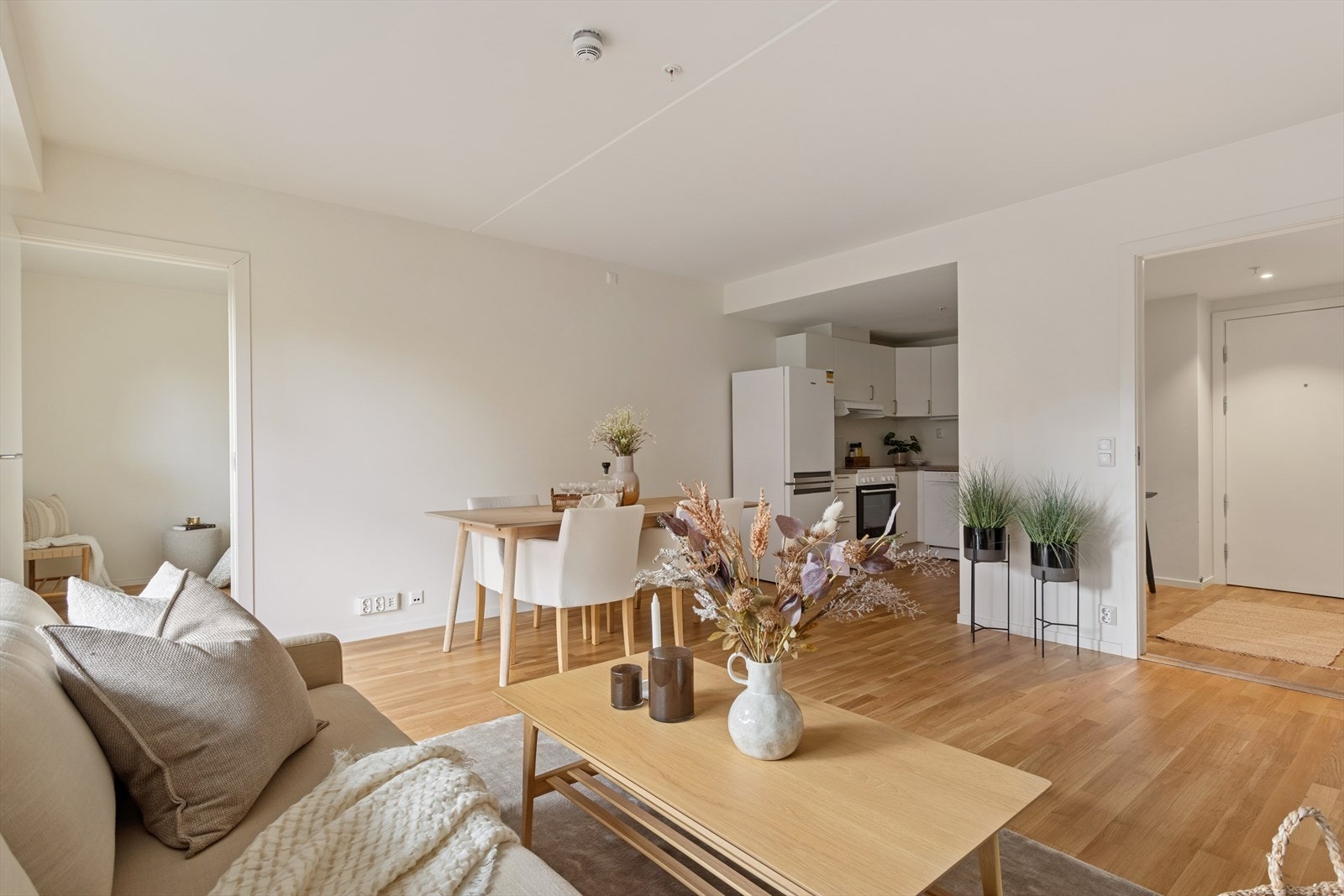 Delviis adskilt kjøkkenkrok Galleribilde